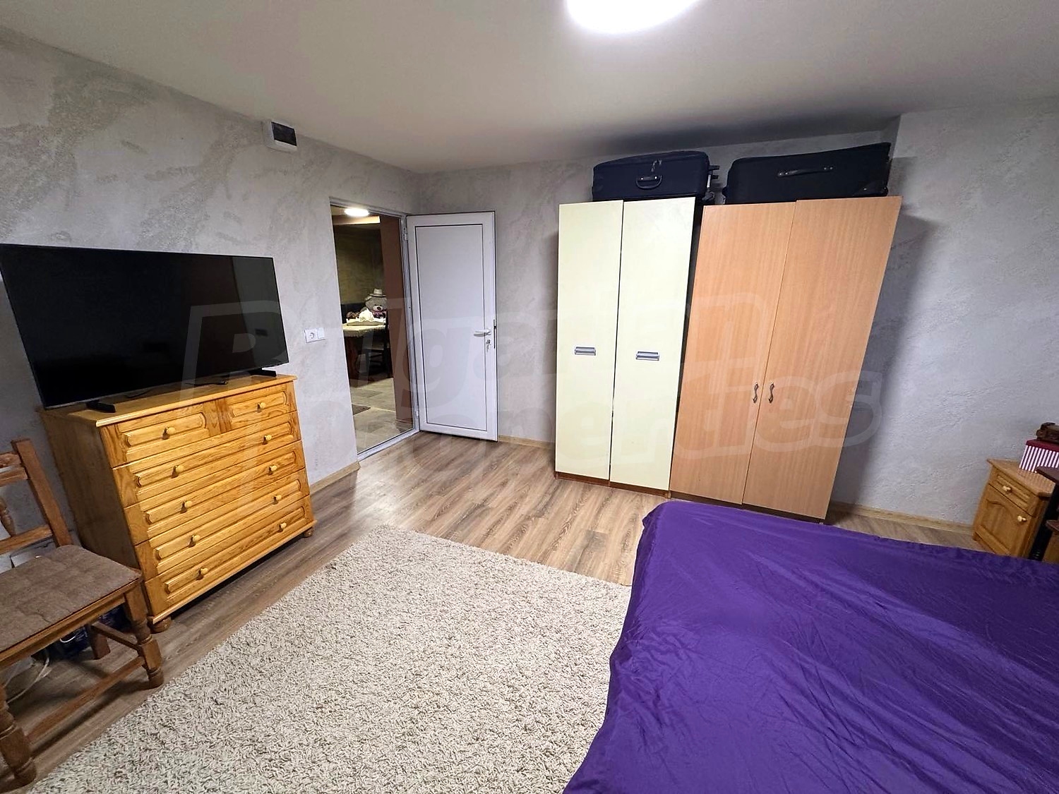 Gallery Picture 17