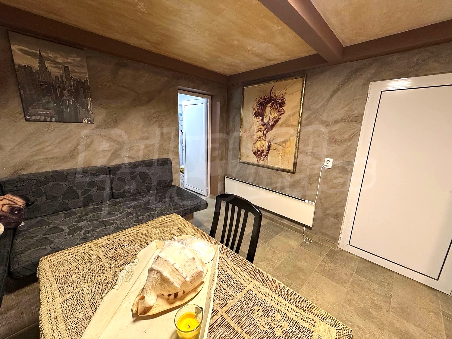 Gallery Picture 12
