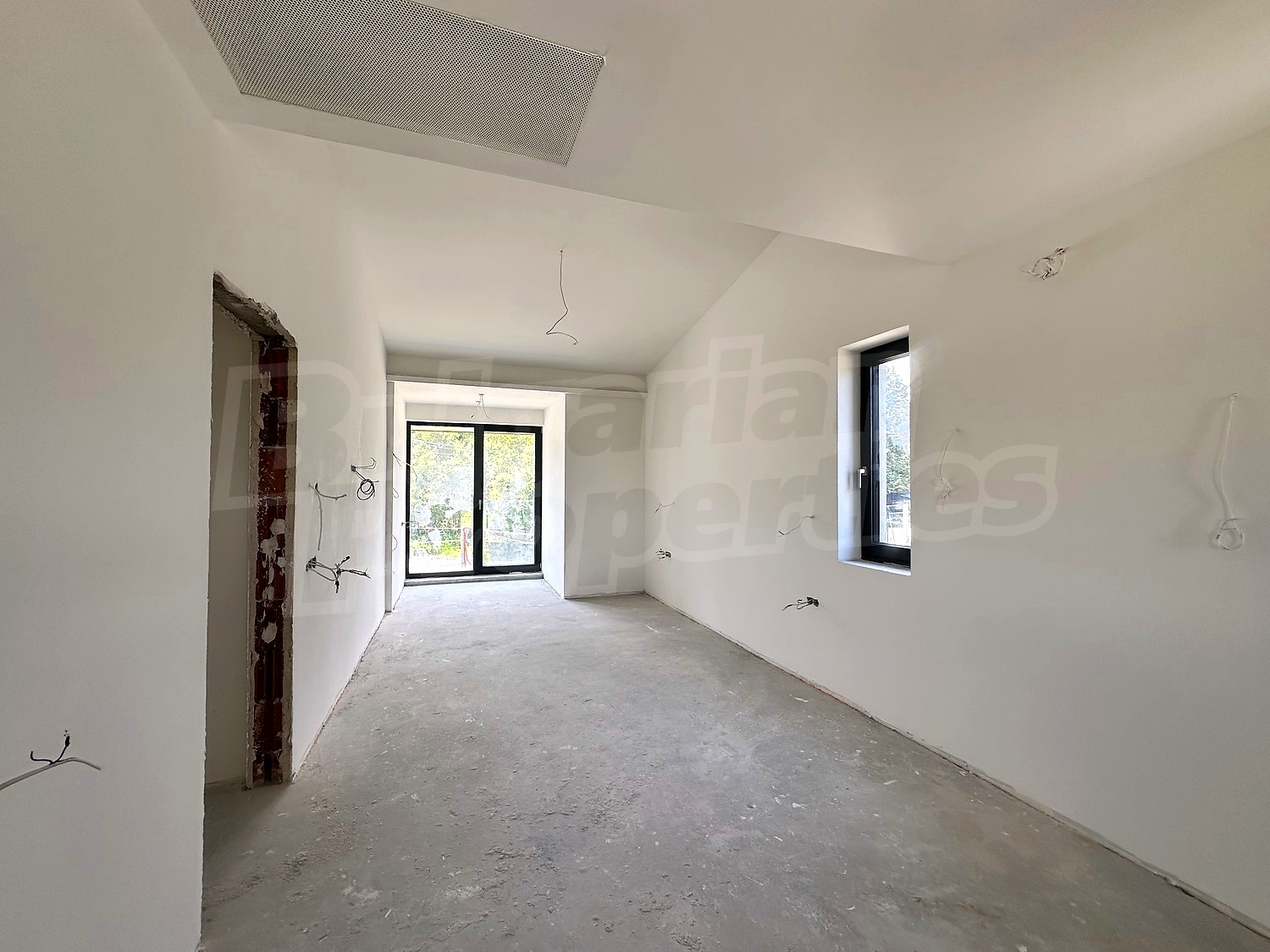 Gallery Picture 12