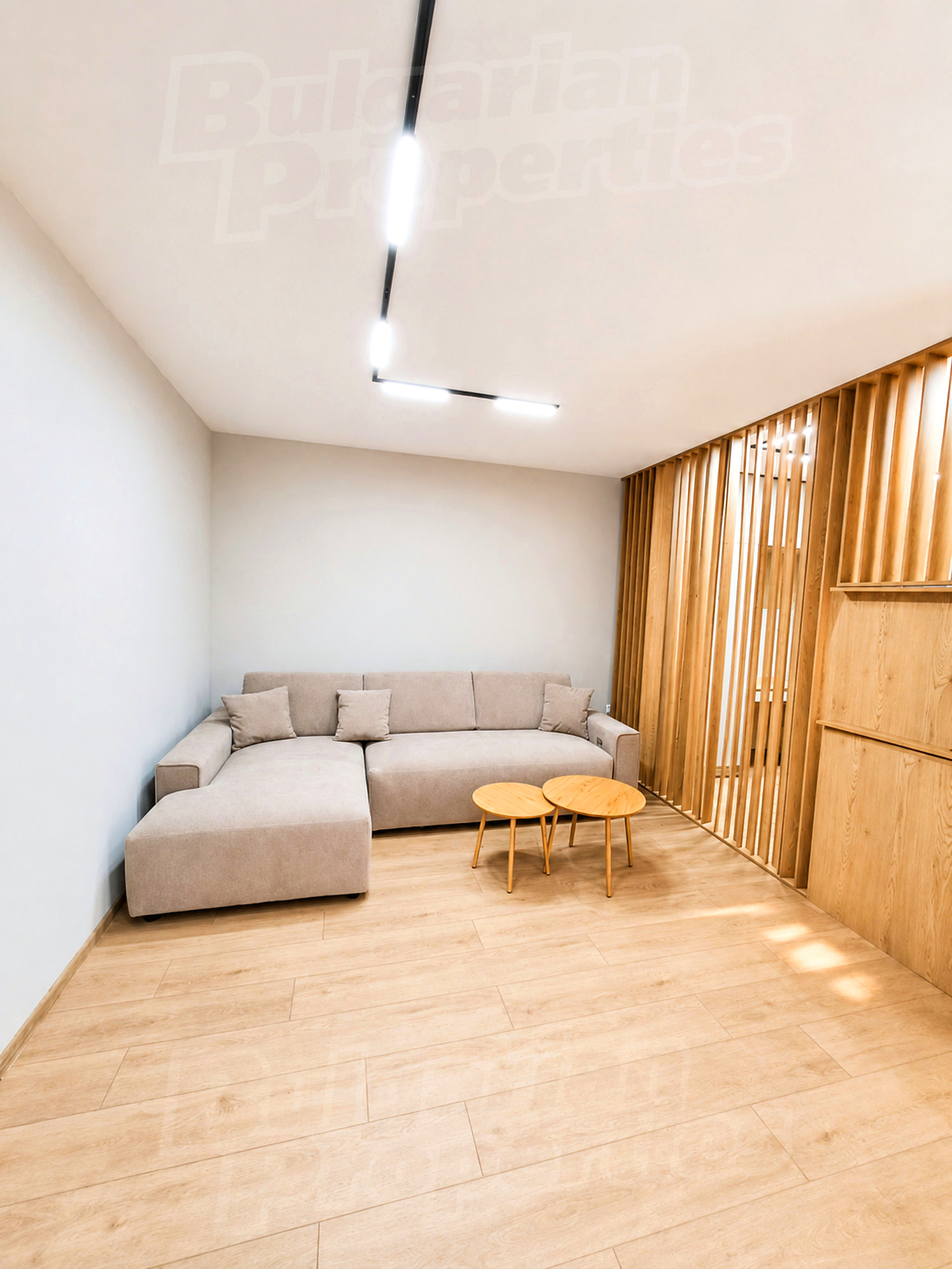 Gallery Picture 6