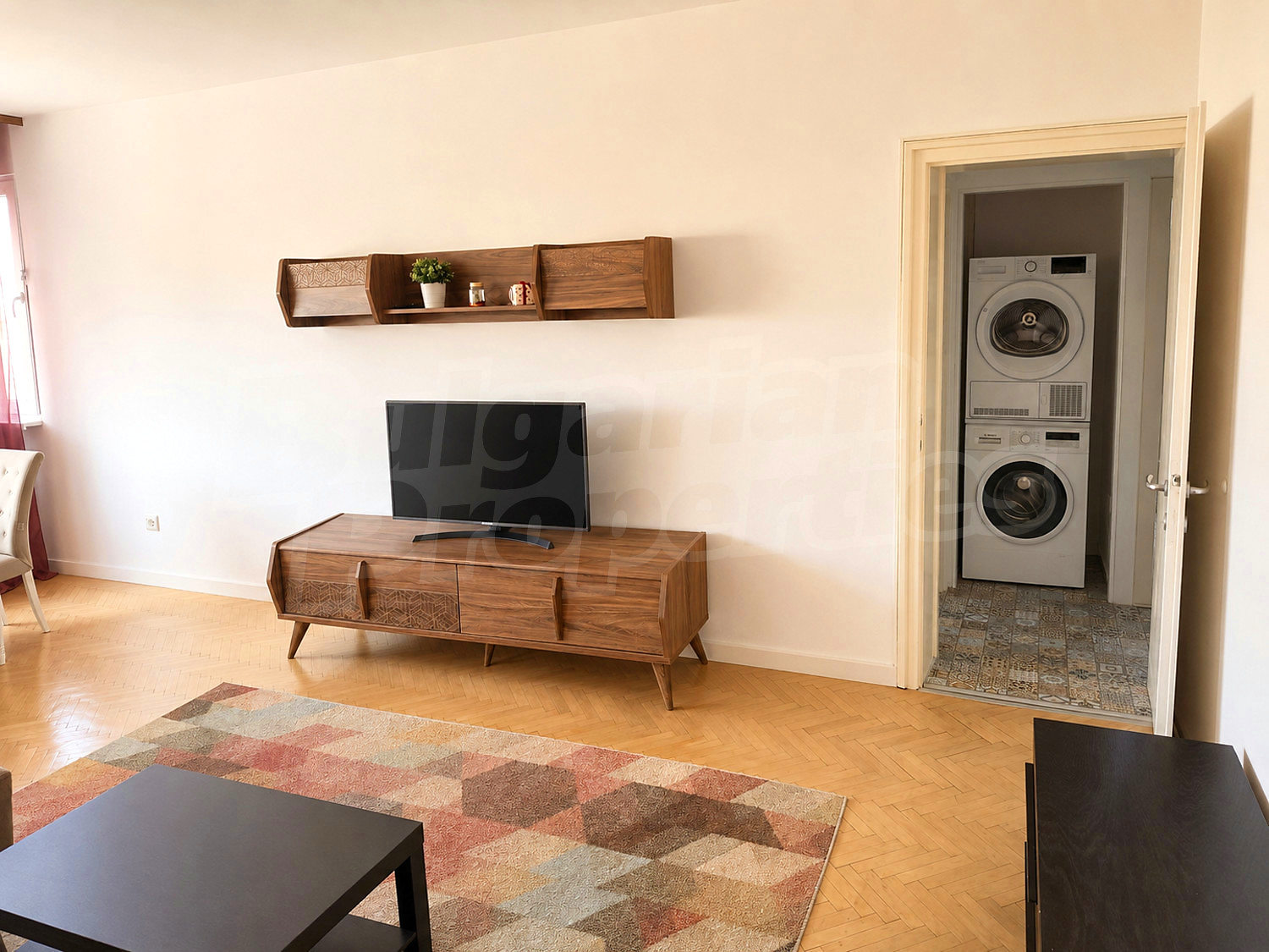 Gallery Picture 2