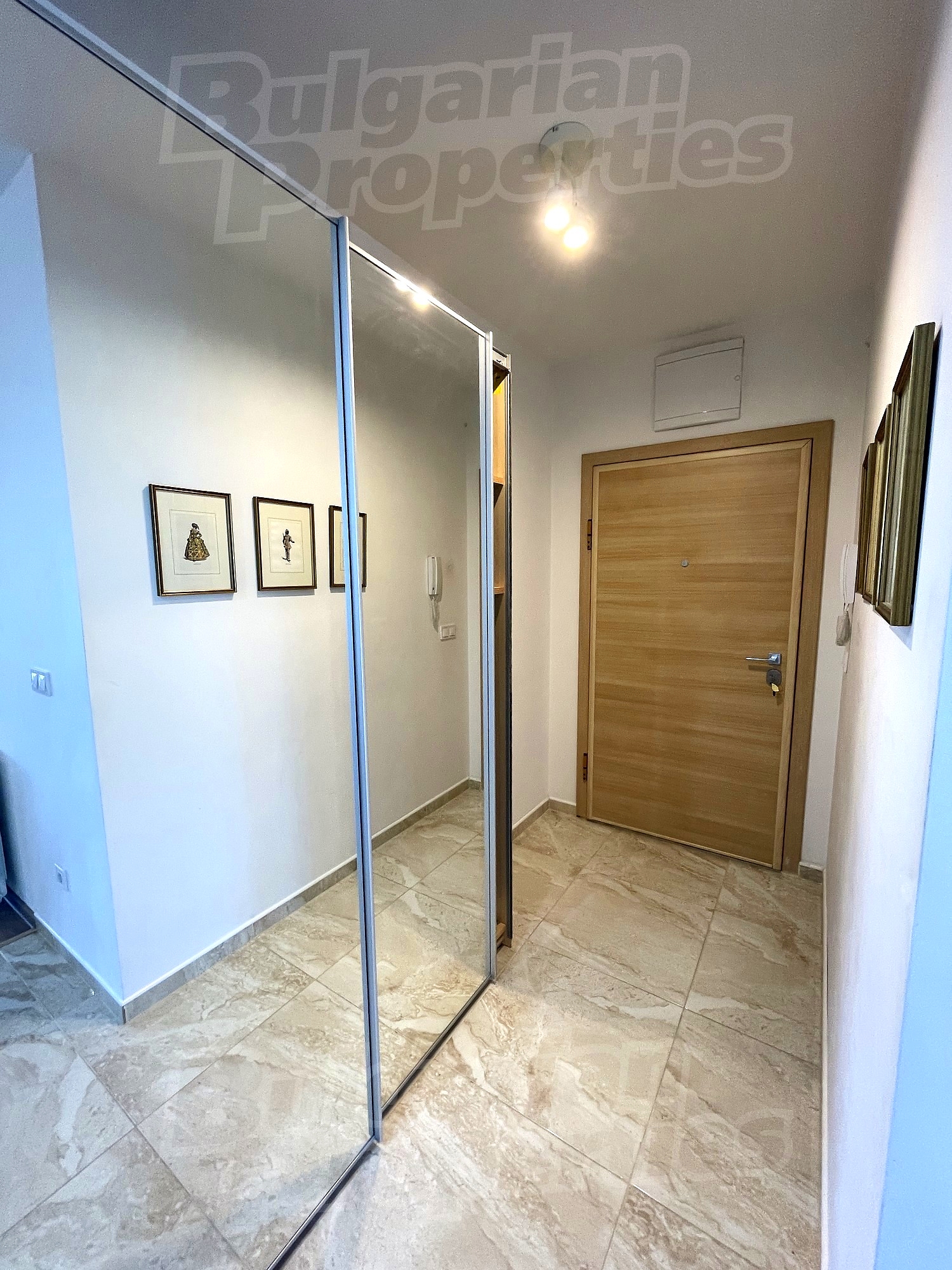 Gallery Picture 30