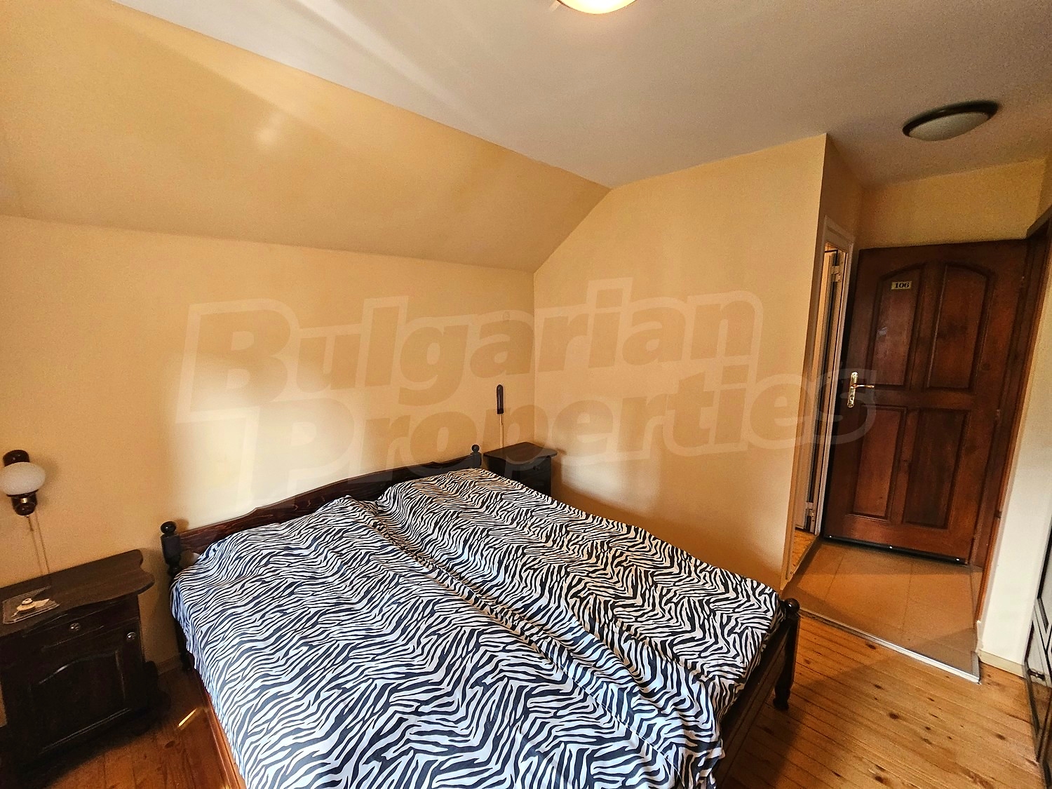 Gallery Picture 33