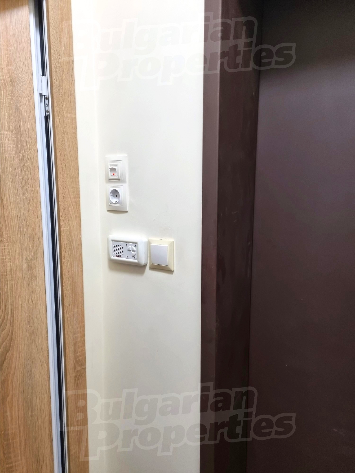 Gallery Picture 15