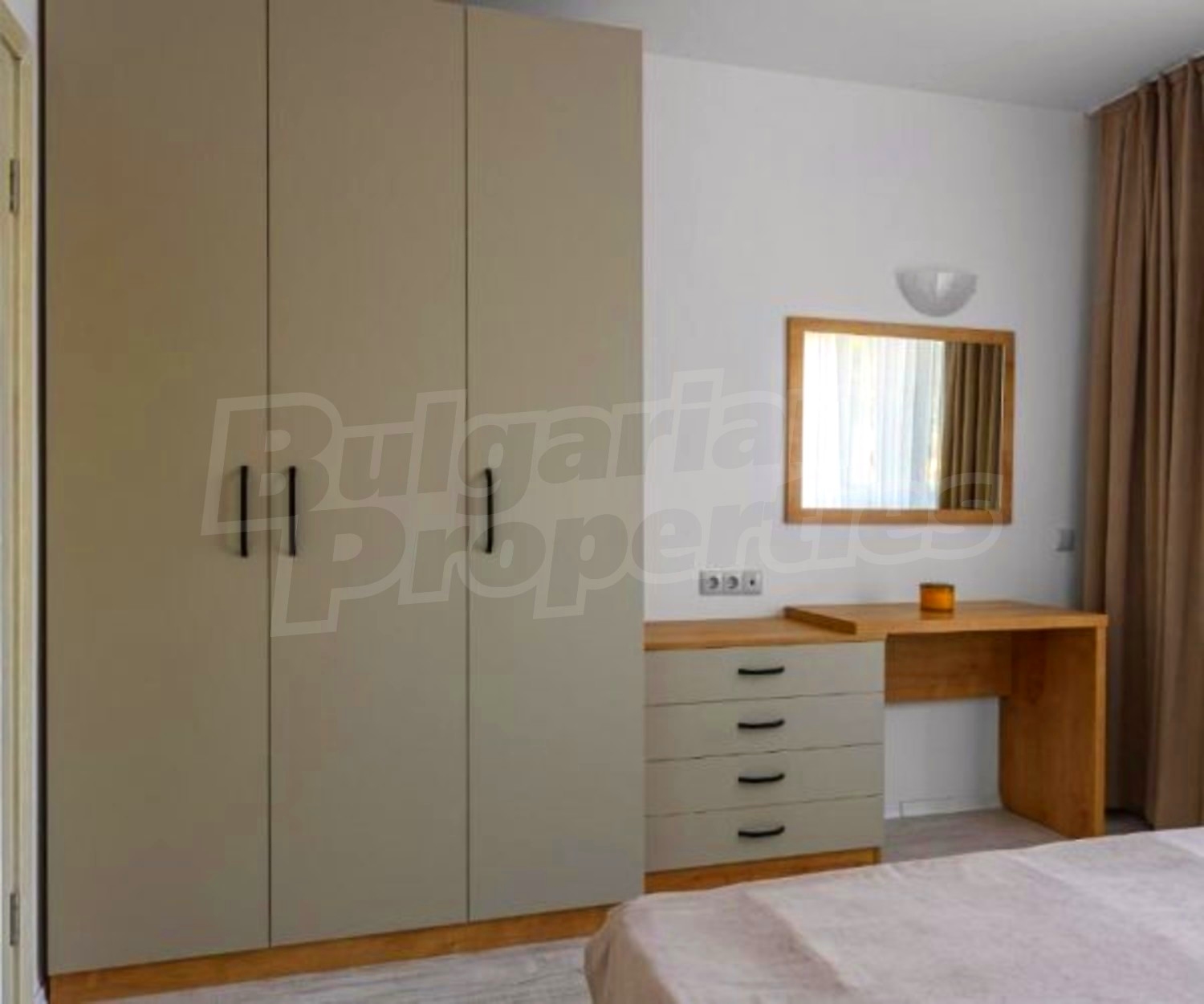 Gallery Picture 6