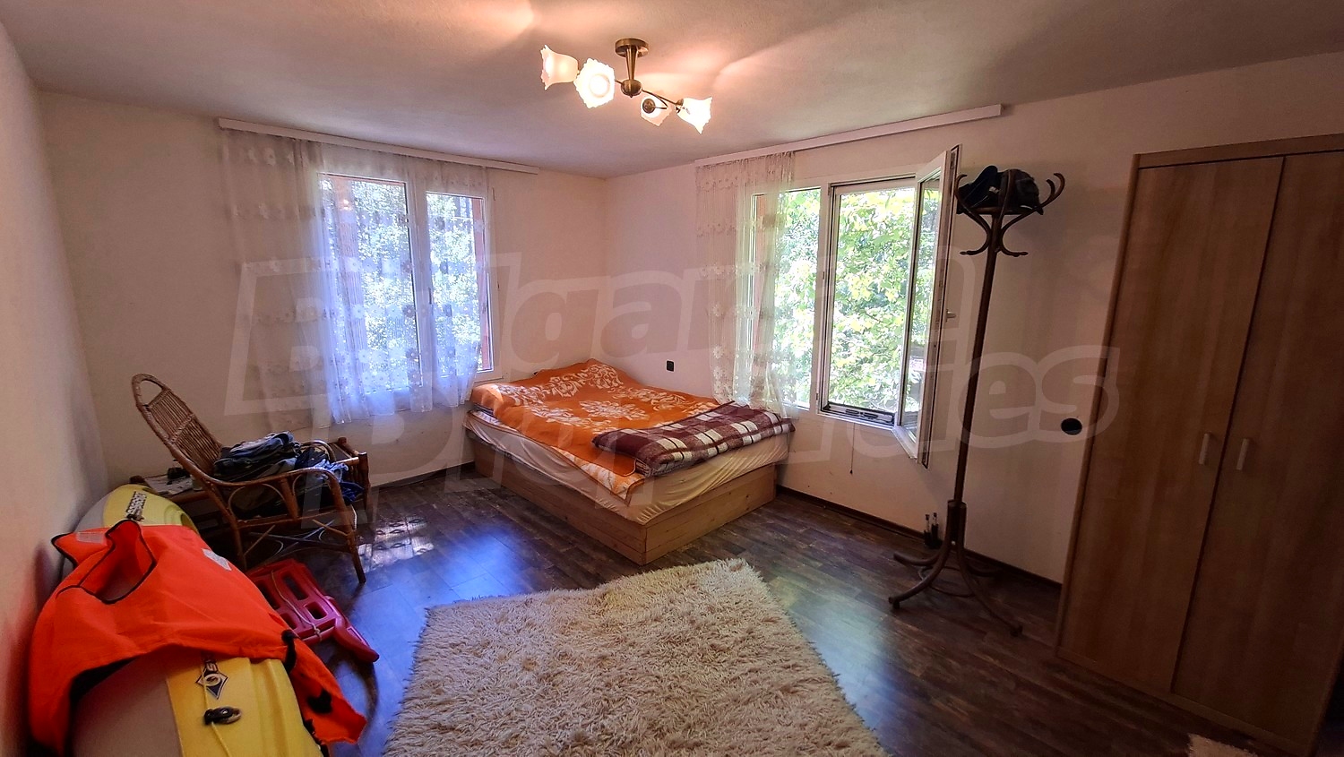 Gallery Picture 15