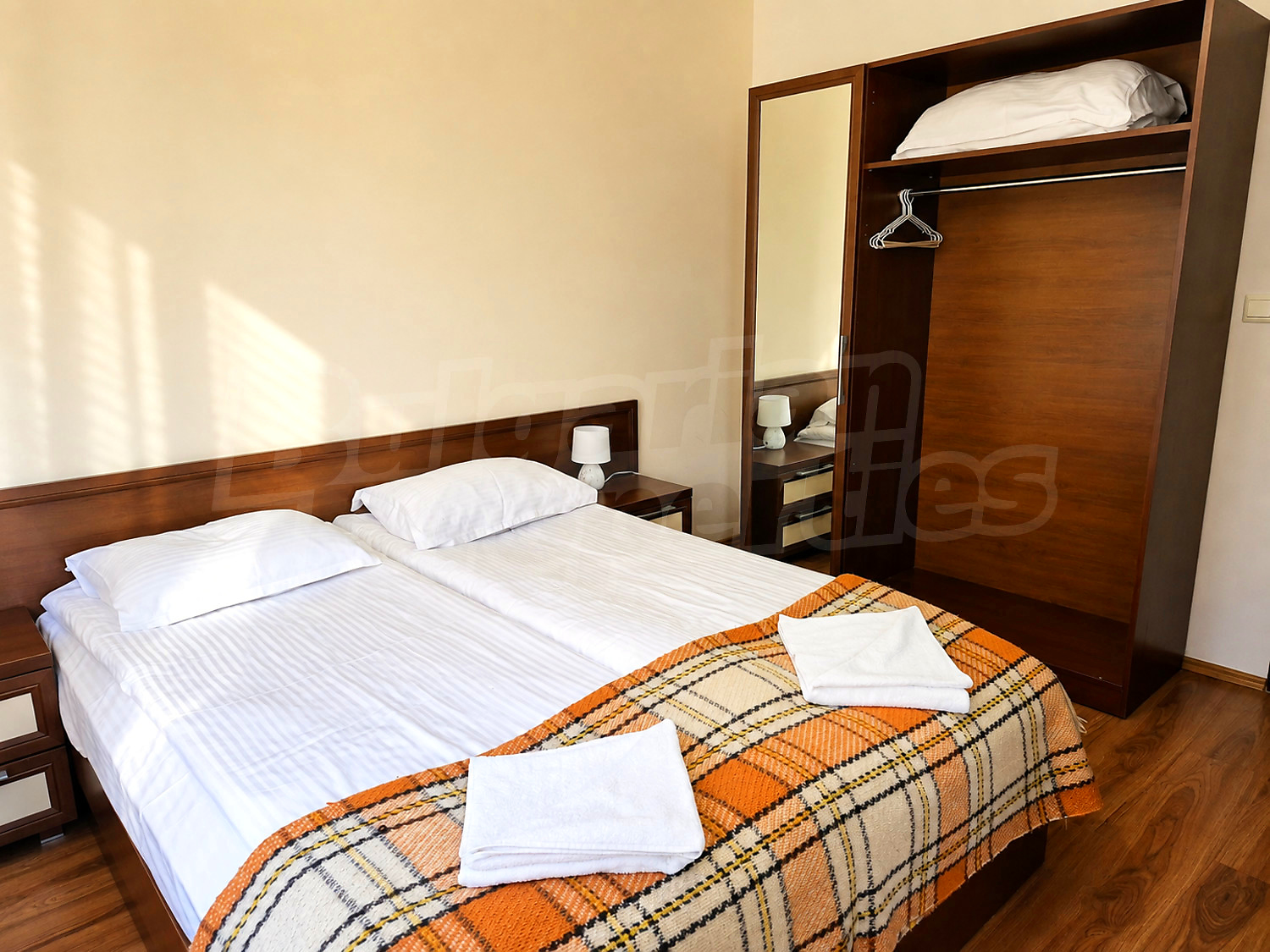 Gallery Picture 9