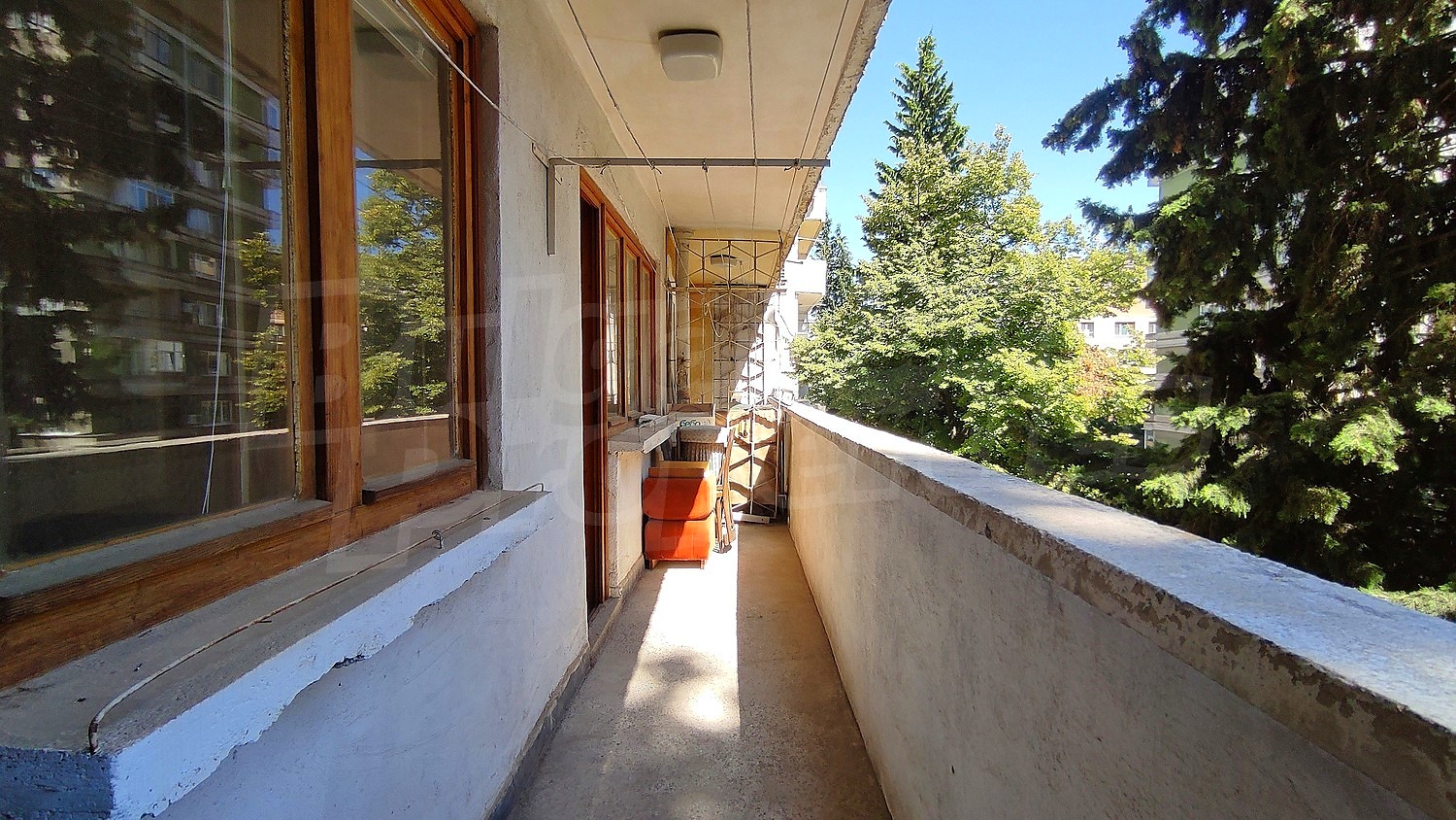 Gallery Picture 10