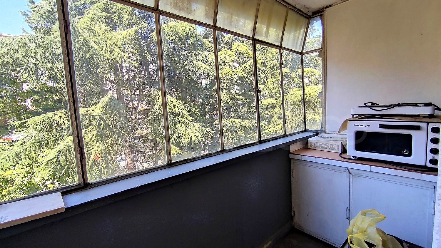 Gallery Picture 23