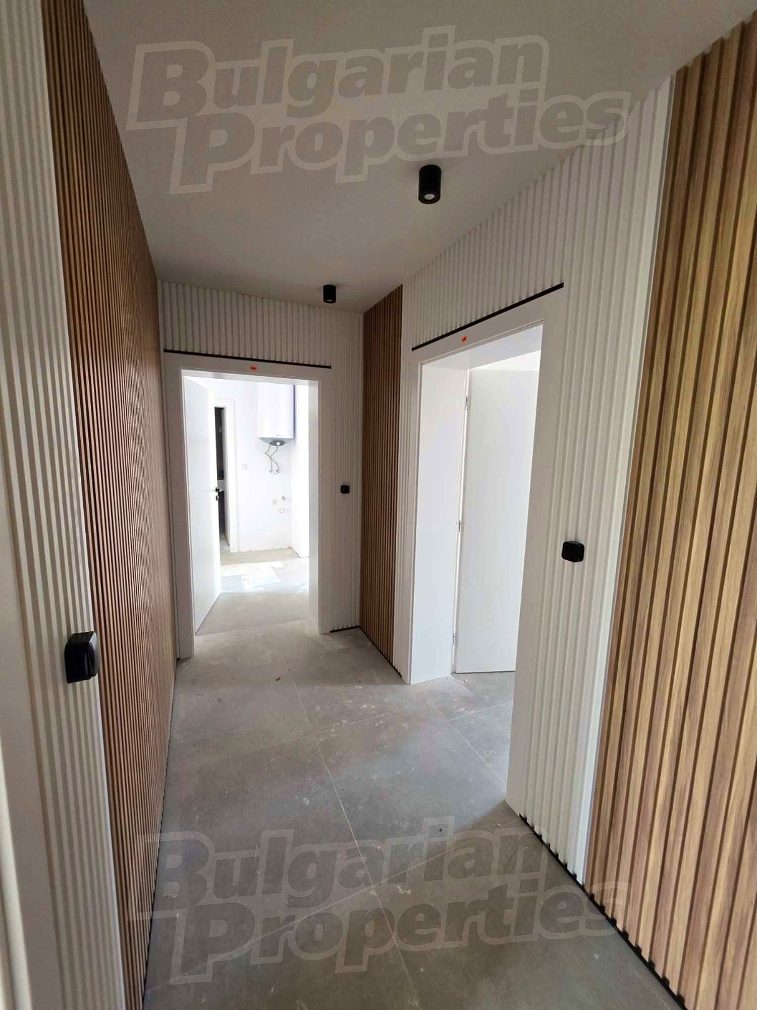 Gallery Picture 41
