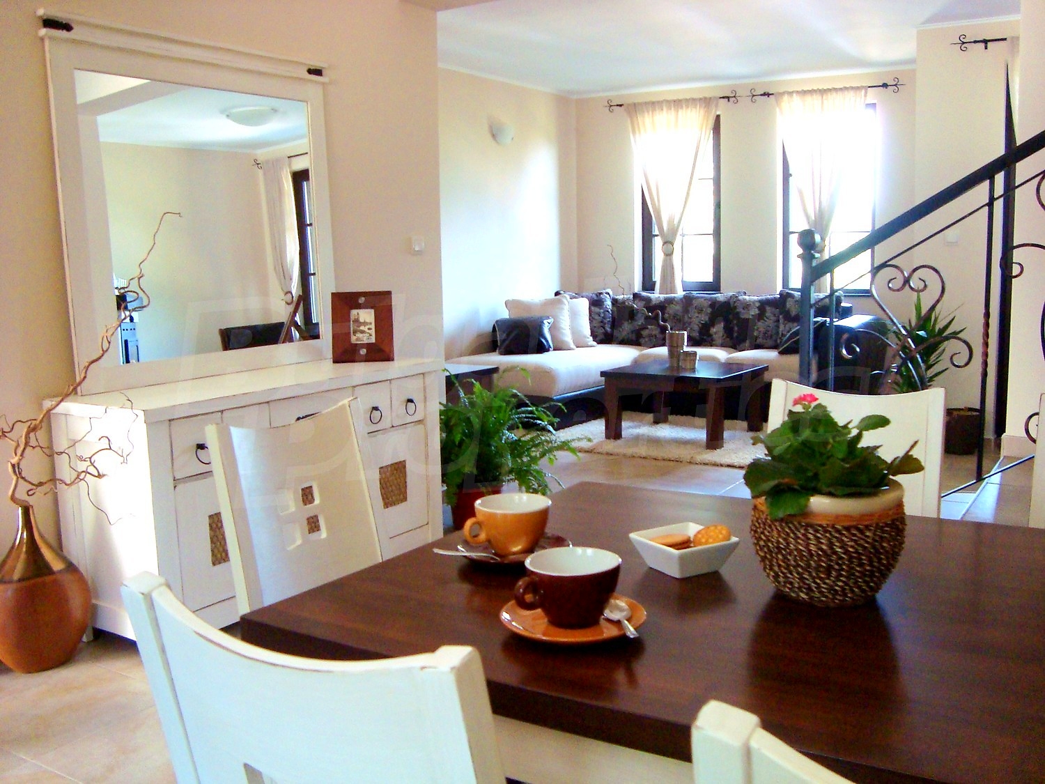 Gallery Picture 14