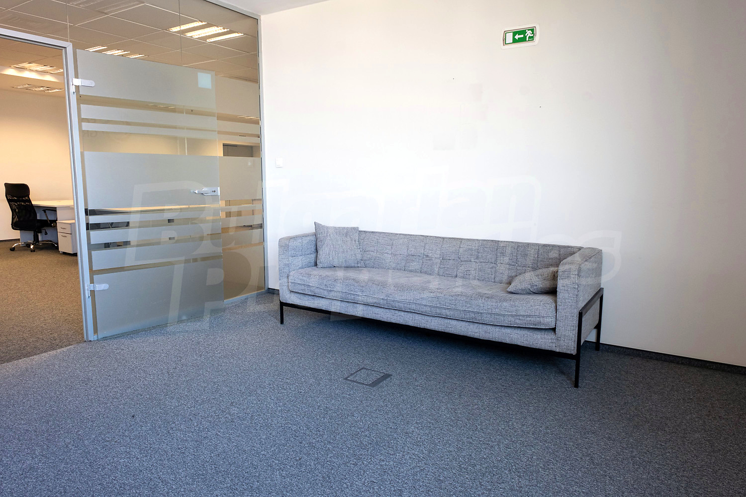 Gallery Picture 10
