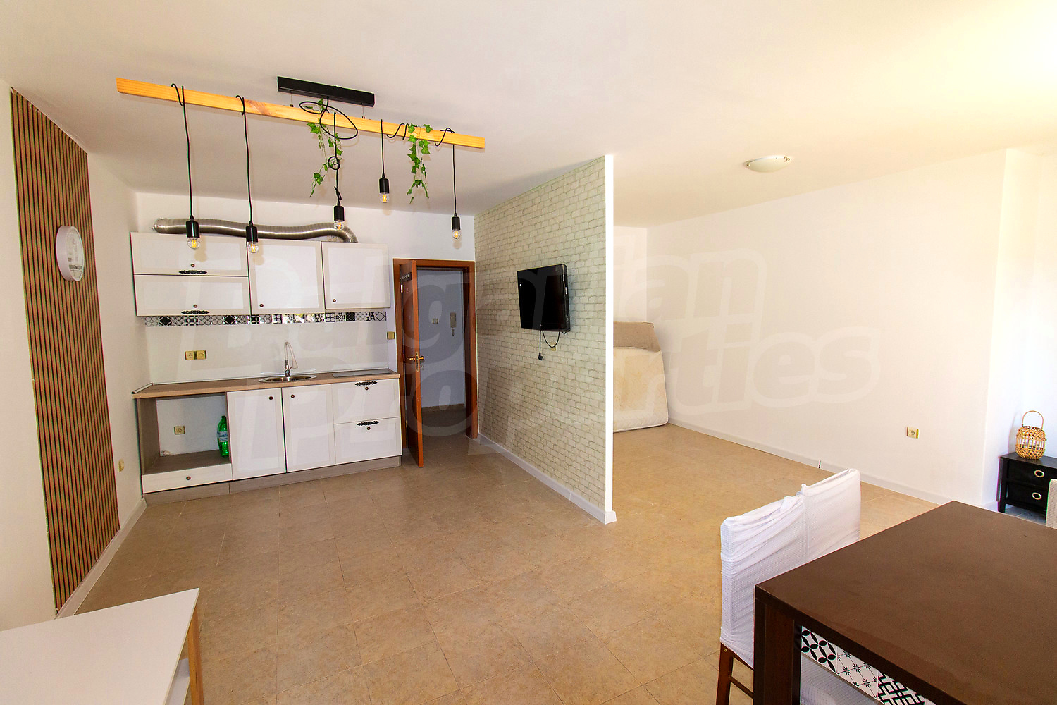 Gallery Picture 4
