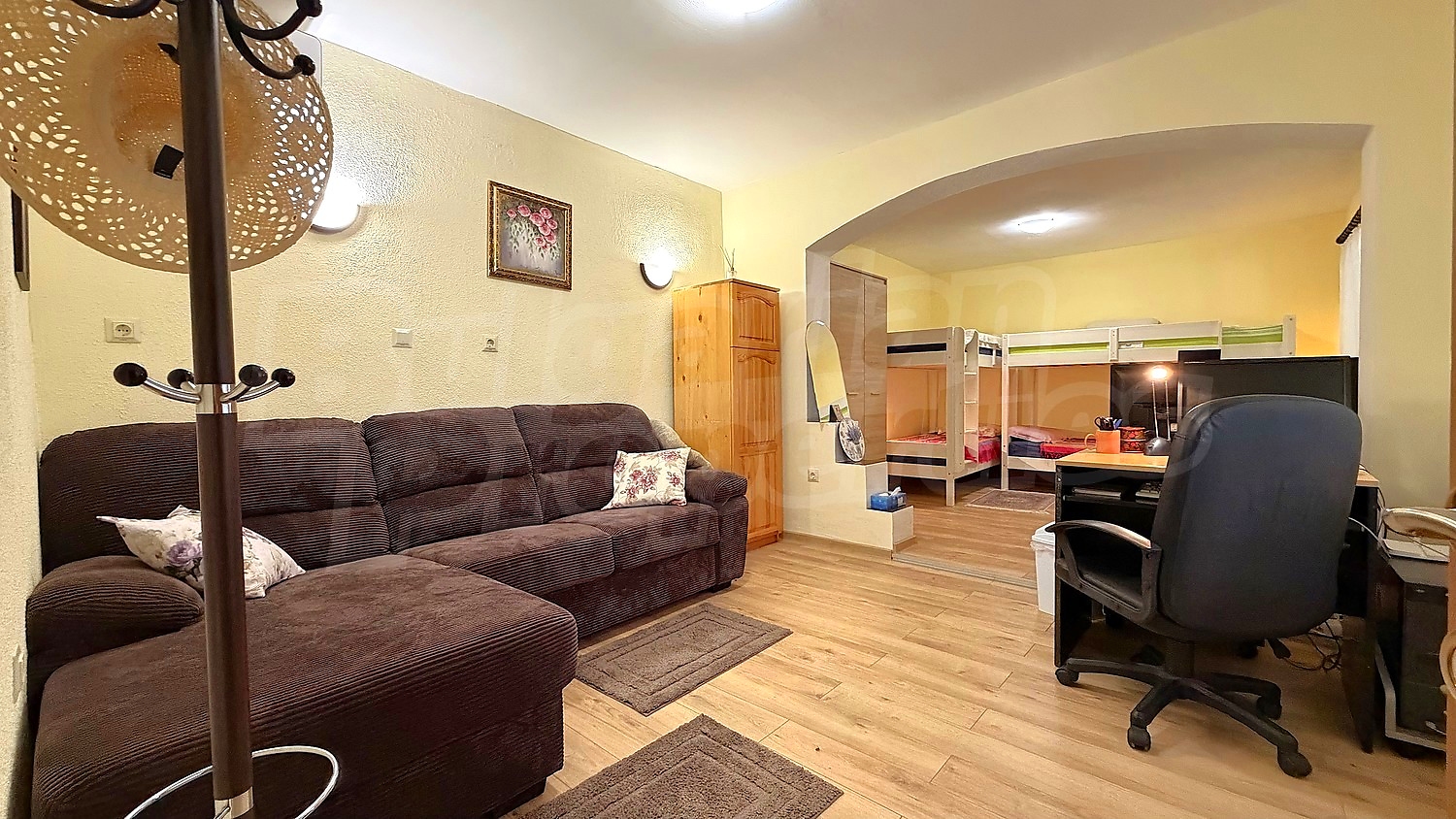 Gallery Picture 41