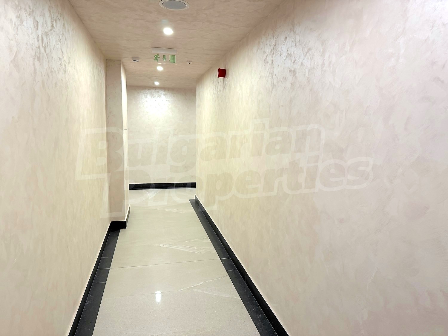 Gallery Picture 18