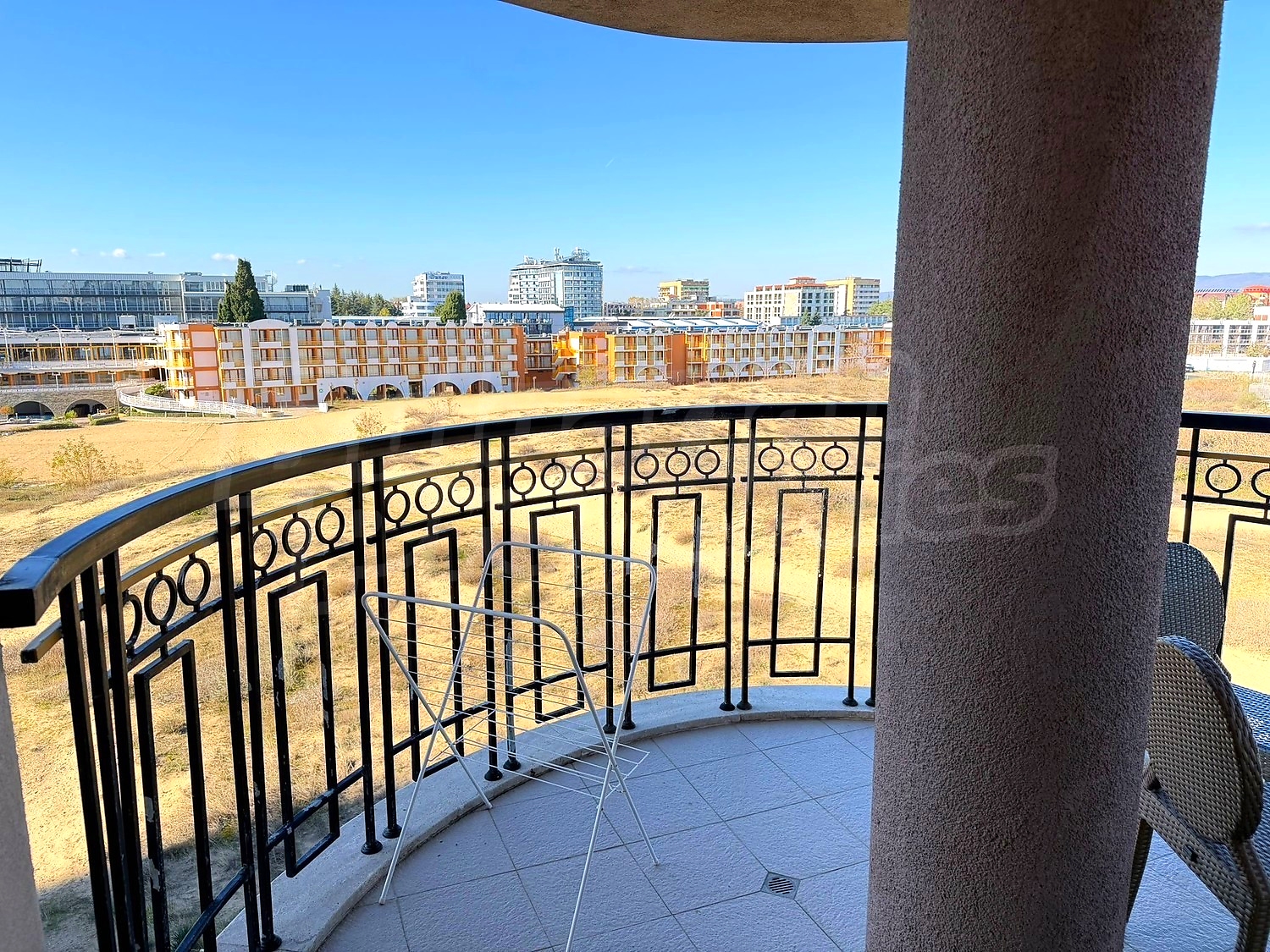 Gallery Picture 14