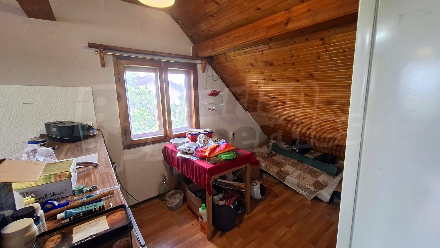 Gallery Picture 6