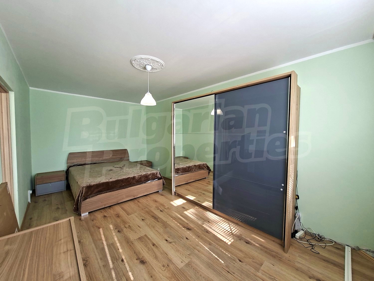 Gallery Picture 8