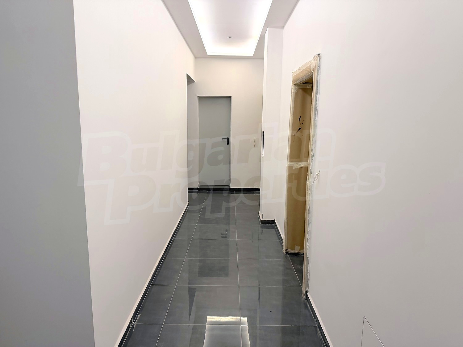 Gallery Picture 3