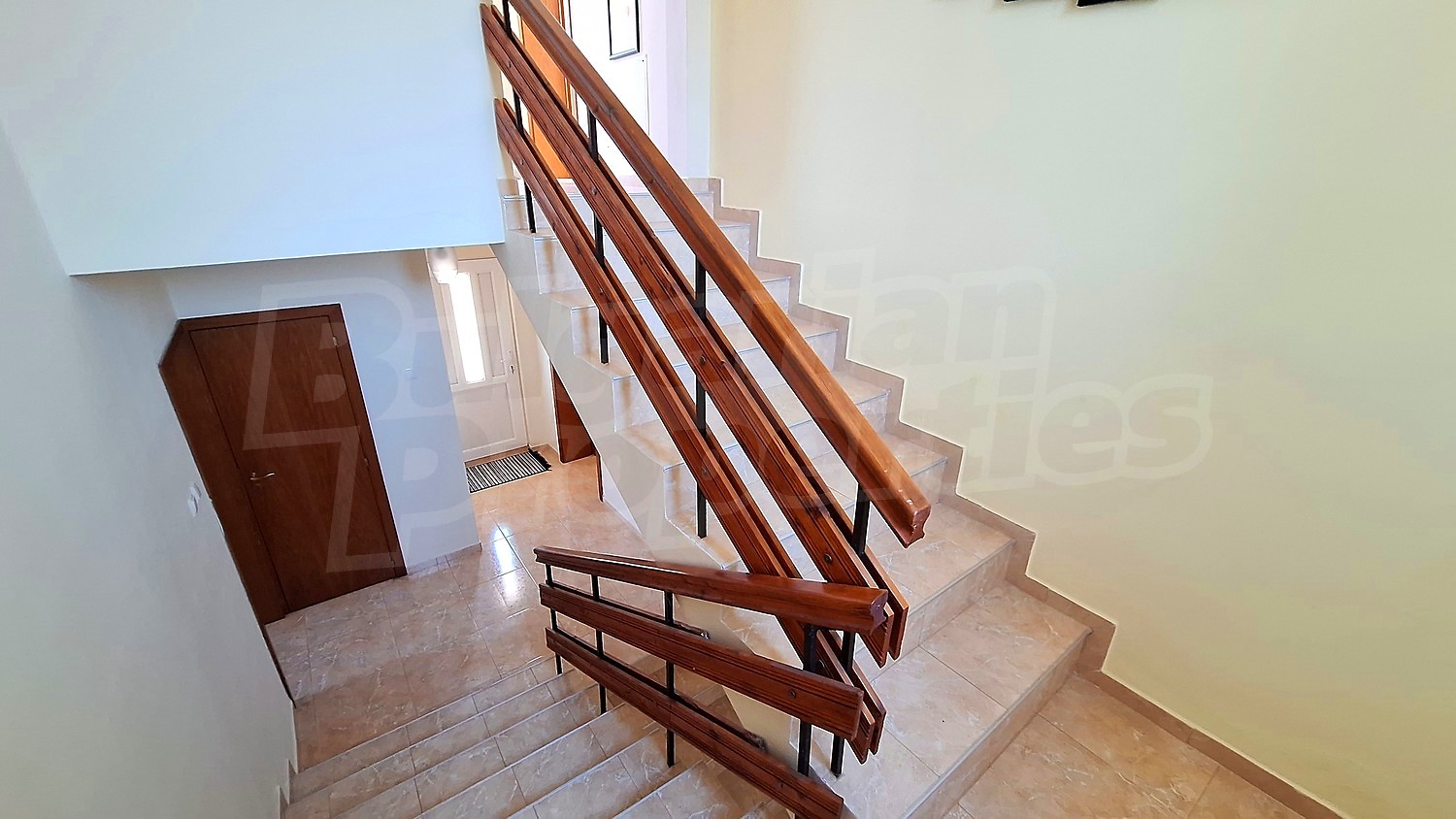 Gallery Picture 13