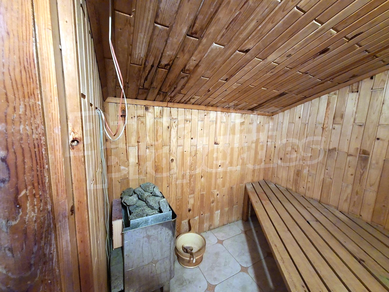 Gallery Picture 30