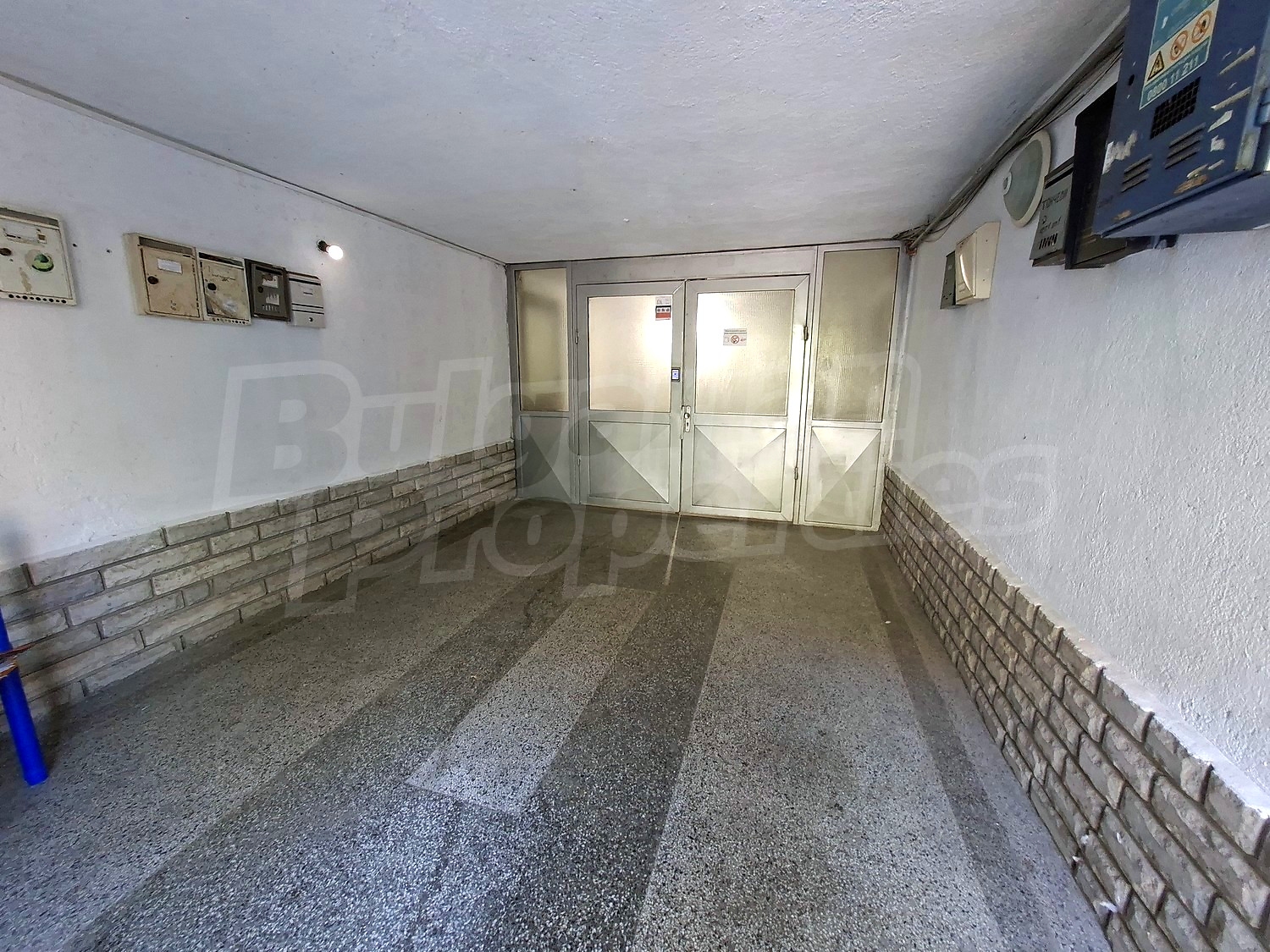 Gallery Picture 33