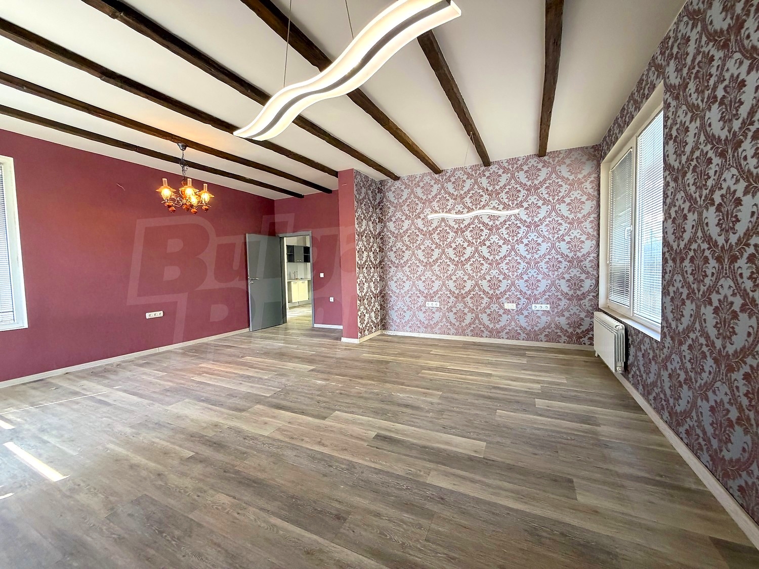 Gallery Picture 2