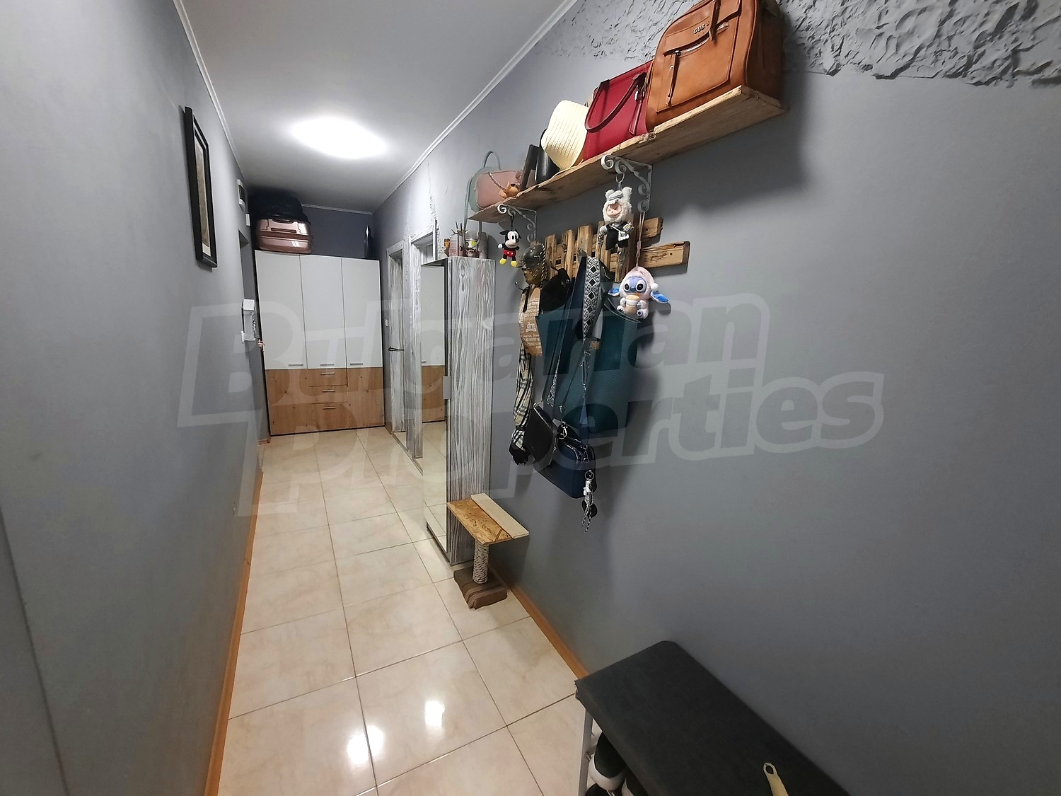 Gallery Picture 17