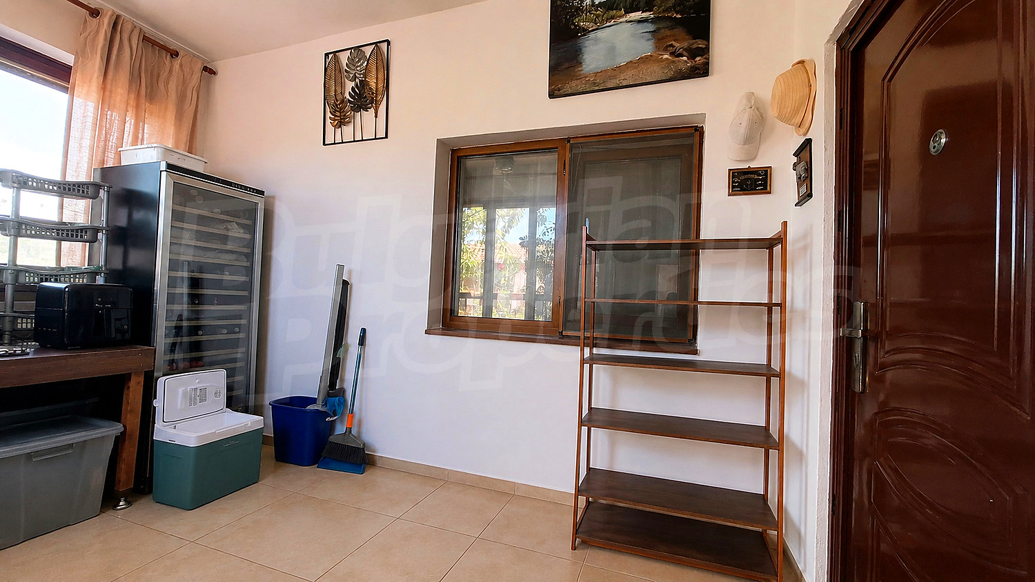 Gallery Picture 28