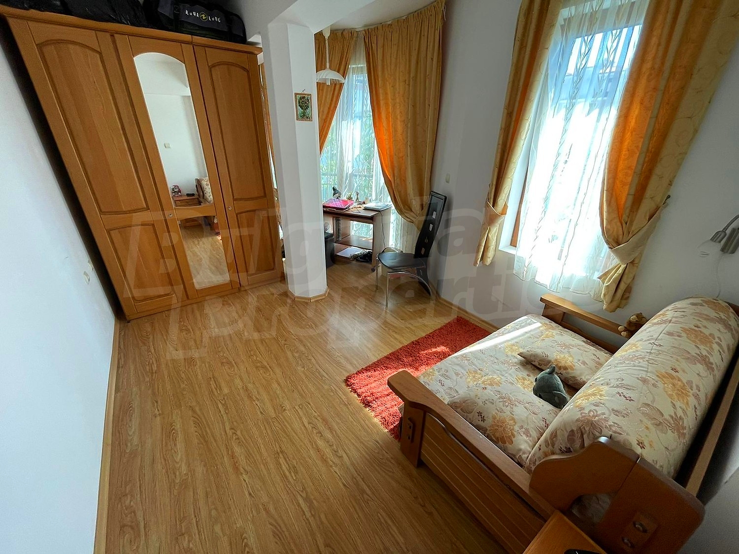 Gallery Picture 3