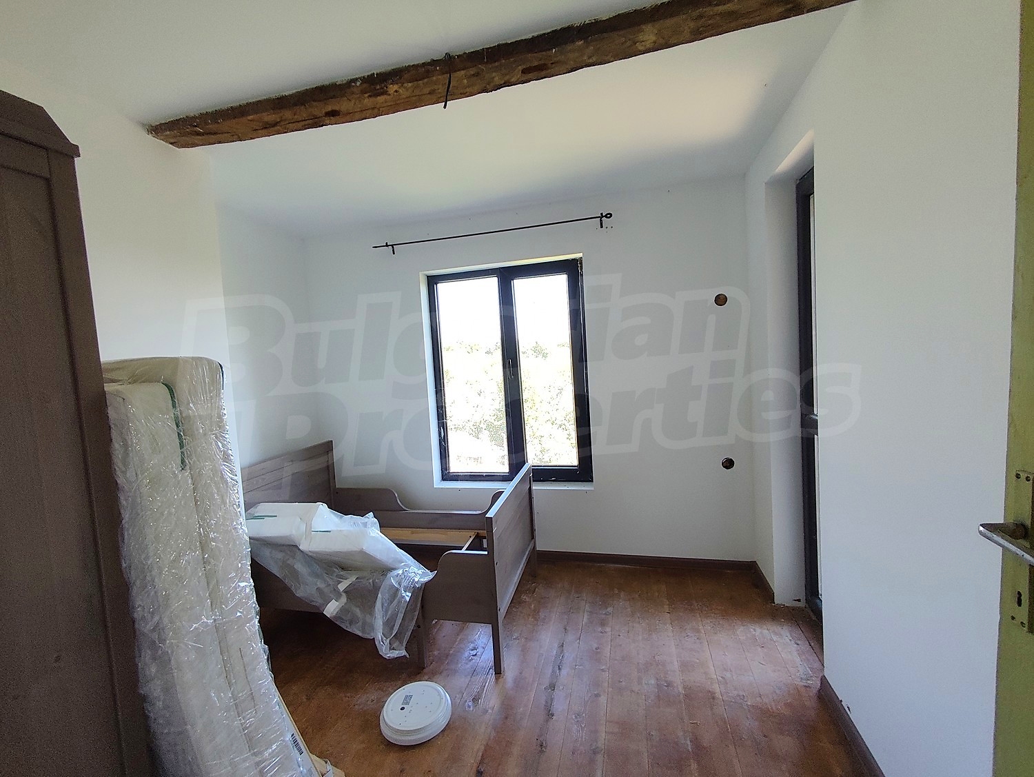 Gallery Picture 23