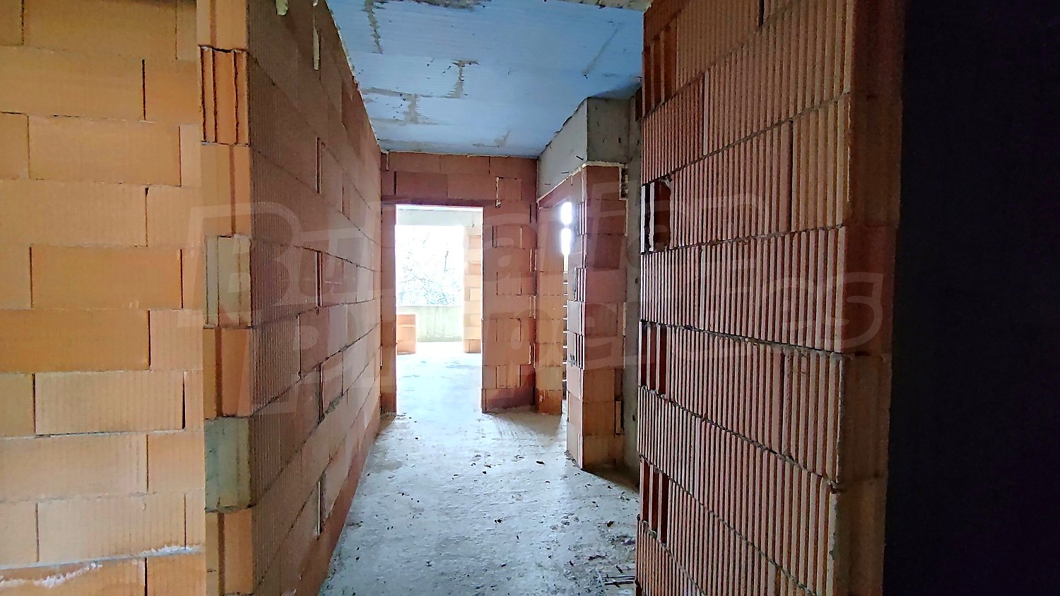 Gallery Picture 6