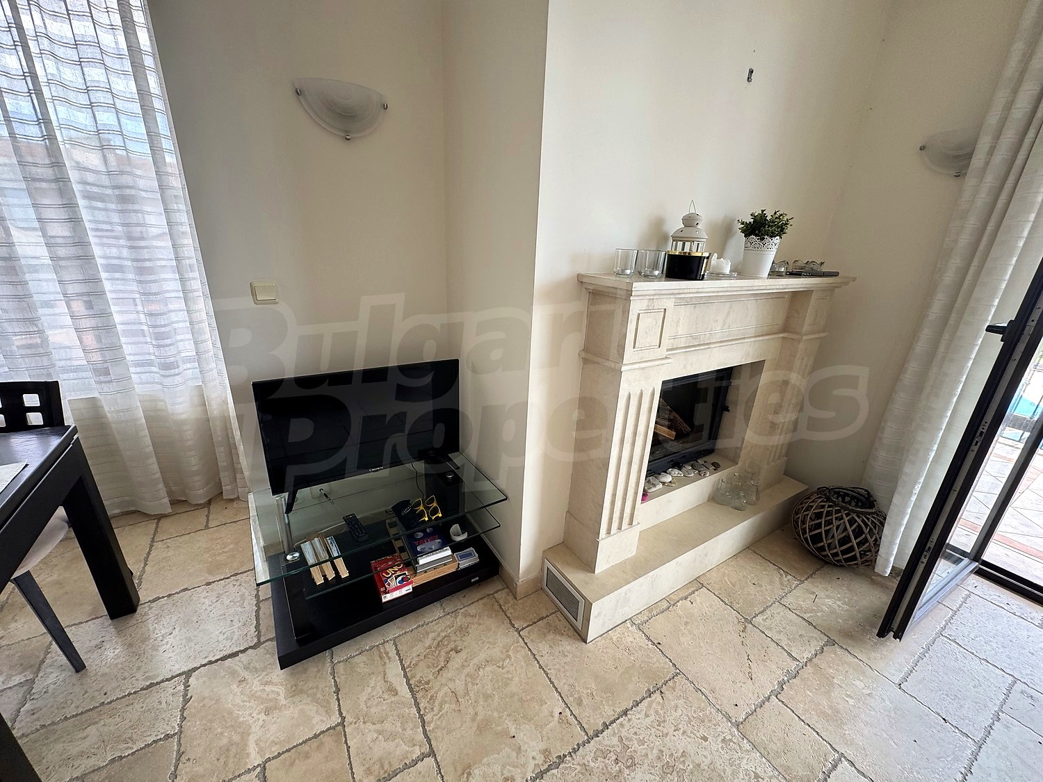 Gallery Picture 11