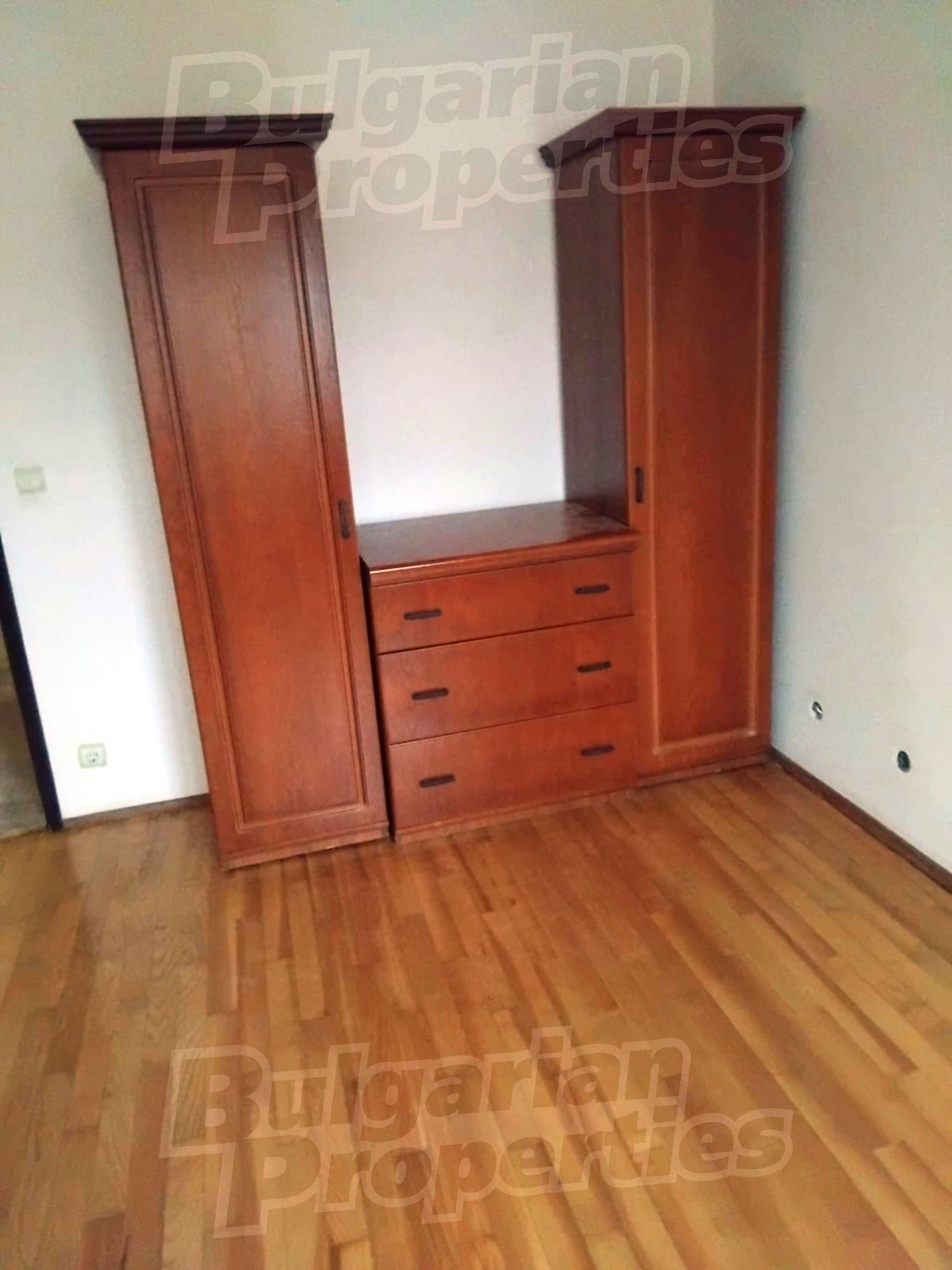 Gallery Picture 29