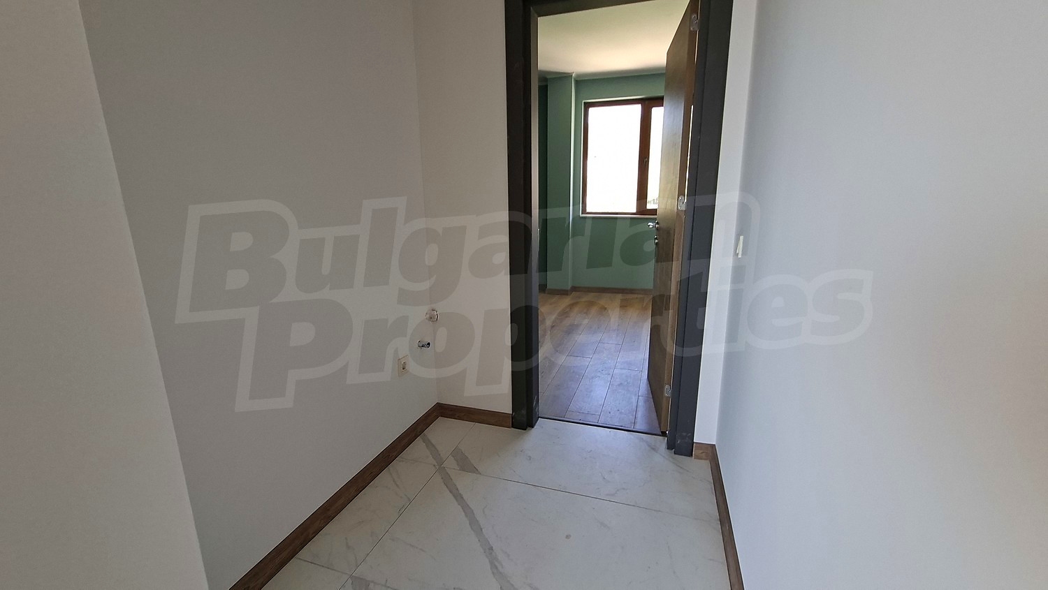 Gallery Picture 19
