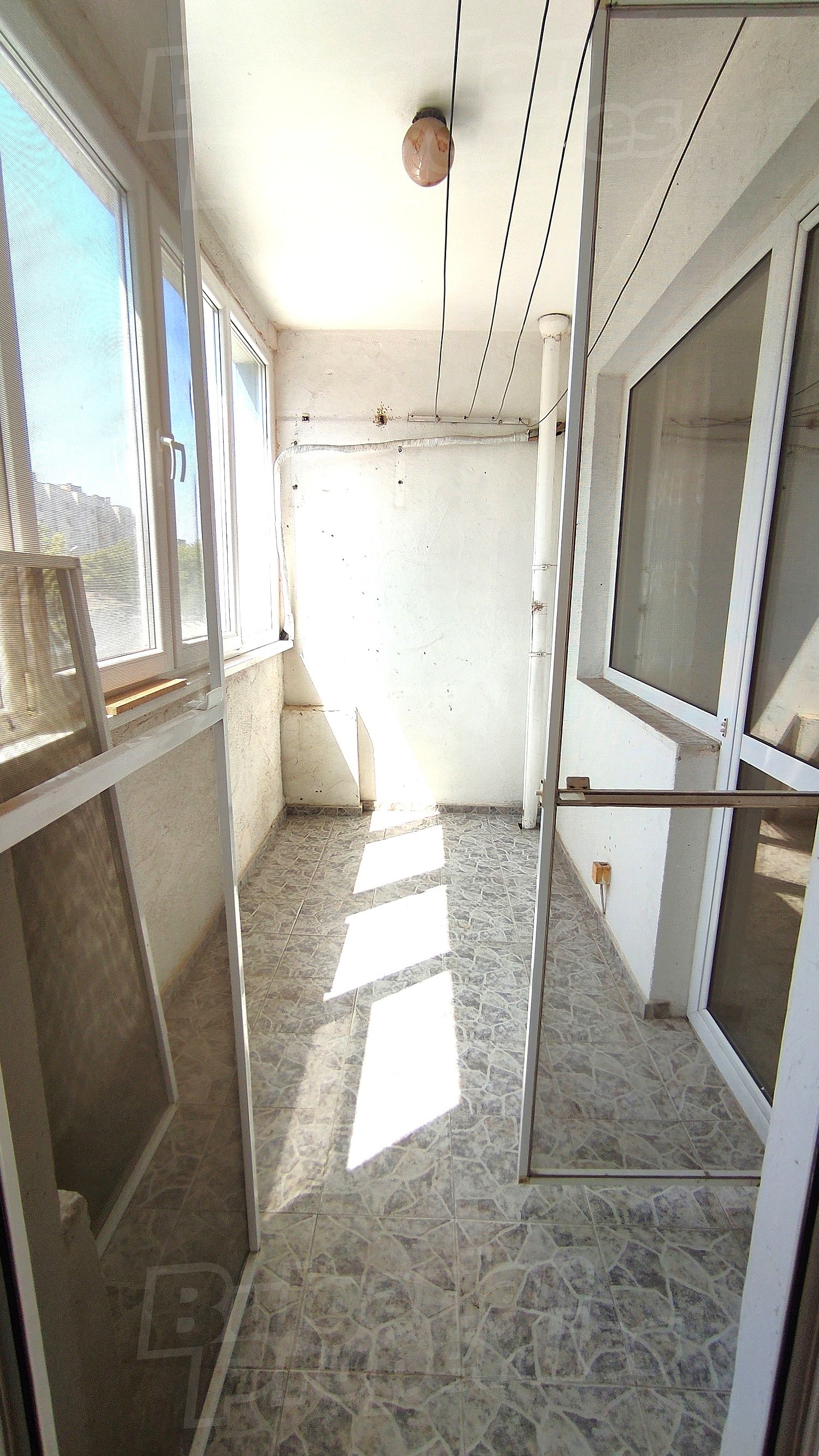 Gallery Picture 11