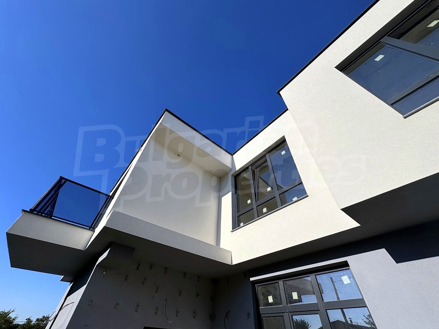 Gallery Picture 9
