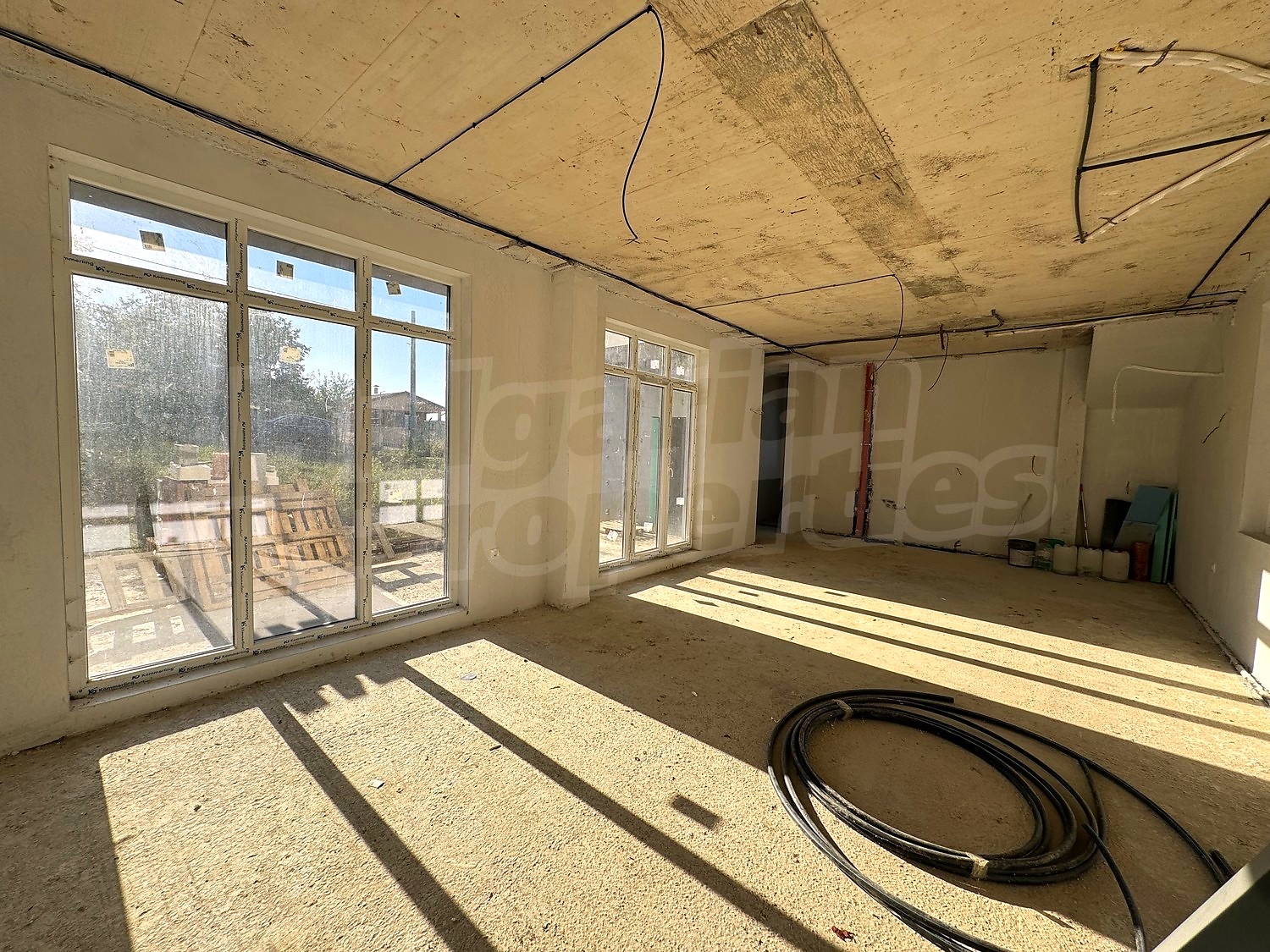 Gallery Picture 4