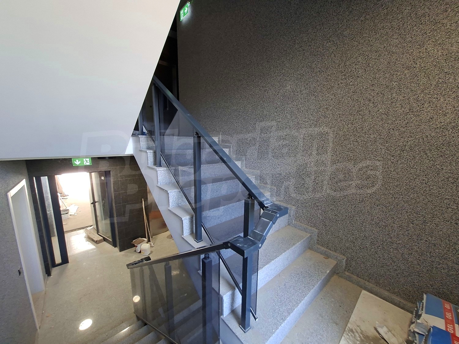 Gallery Picture 15
