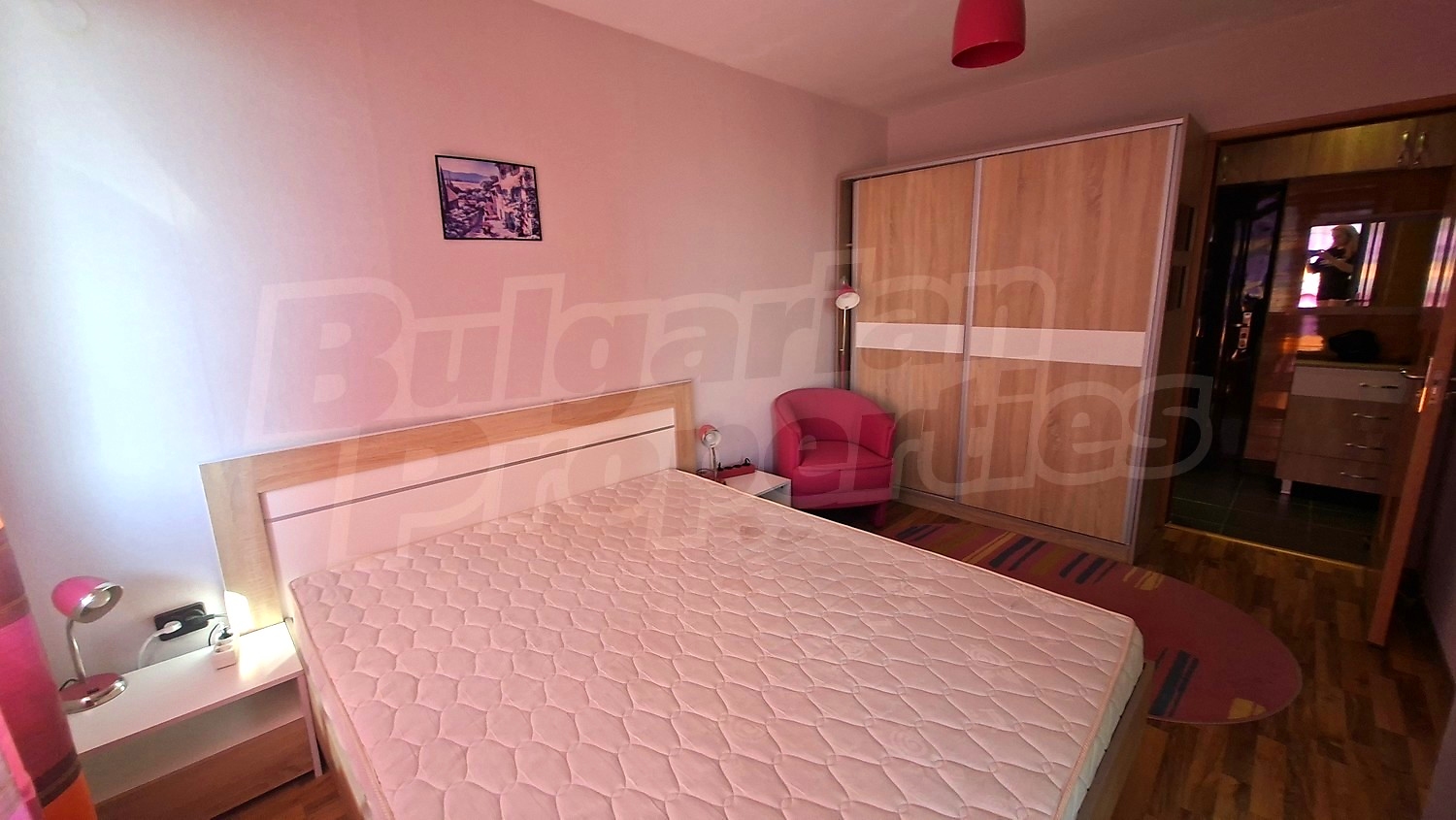 Gallery Picture 5