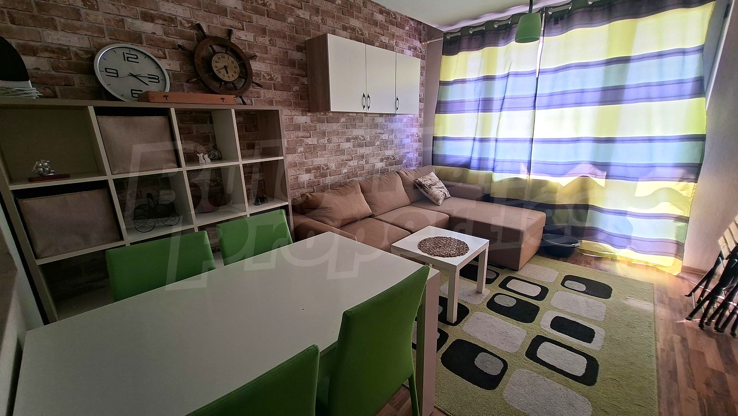 Gallery Picture 10