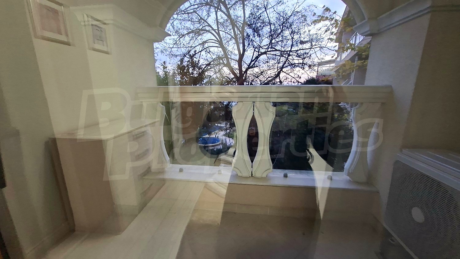 Gallery Picture 29