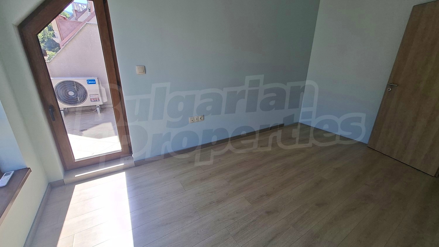 Gallery Picture 18