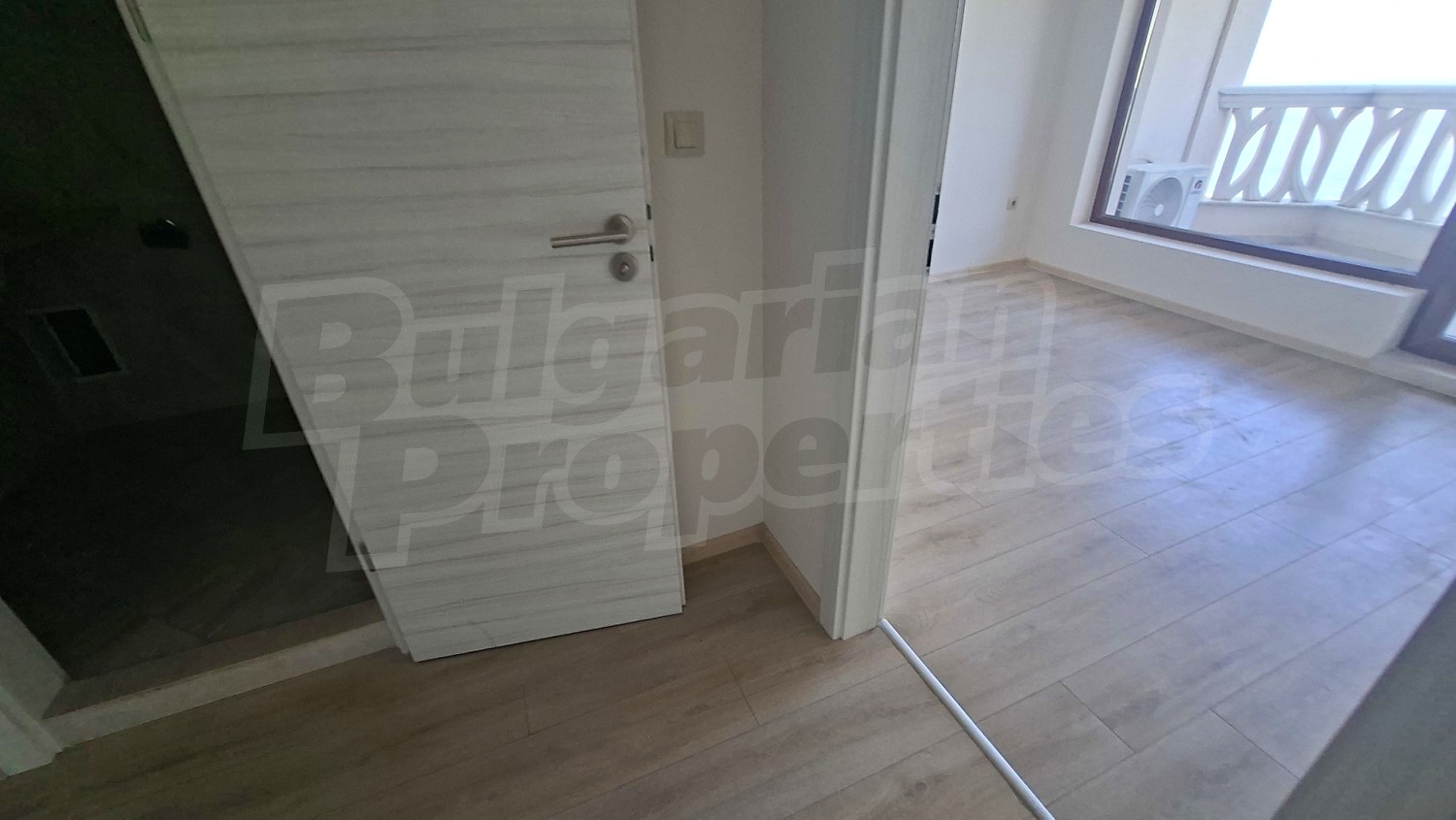 Gallery Picture 32