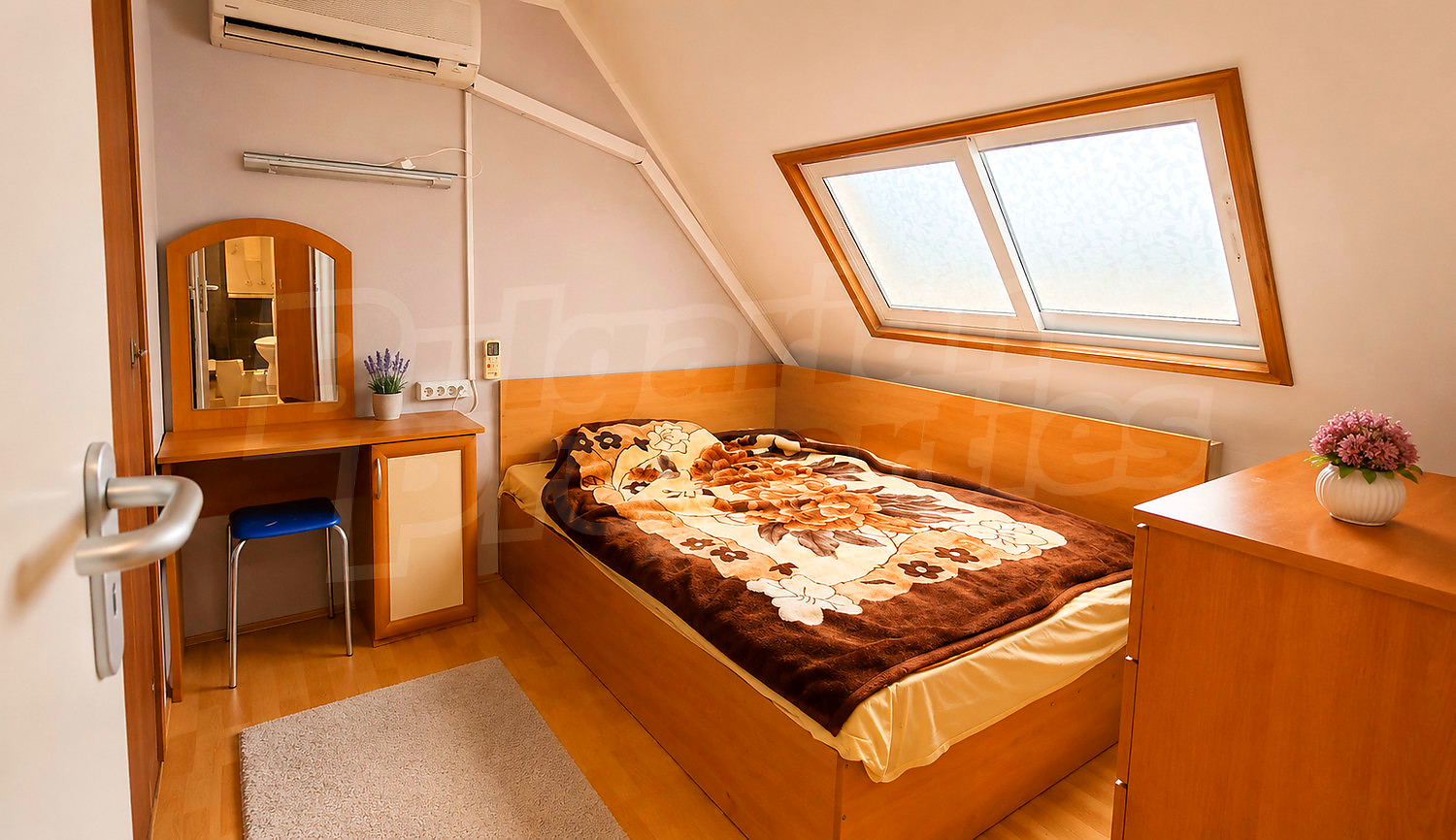 Gallery Picture 7