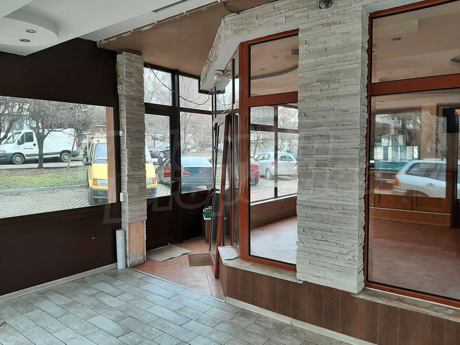 Gallery Picture 15