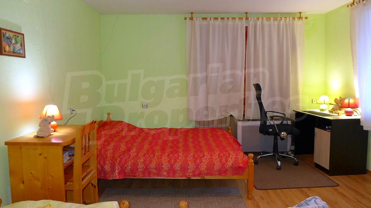 Gallery Picture 24