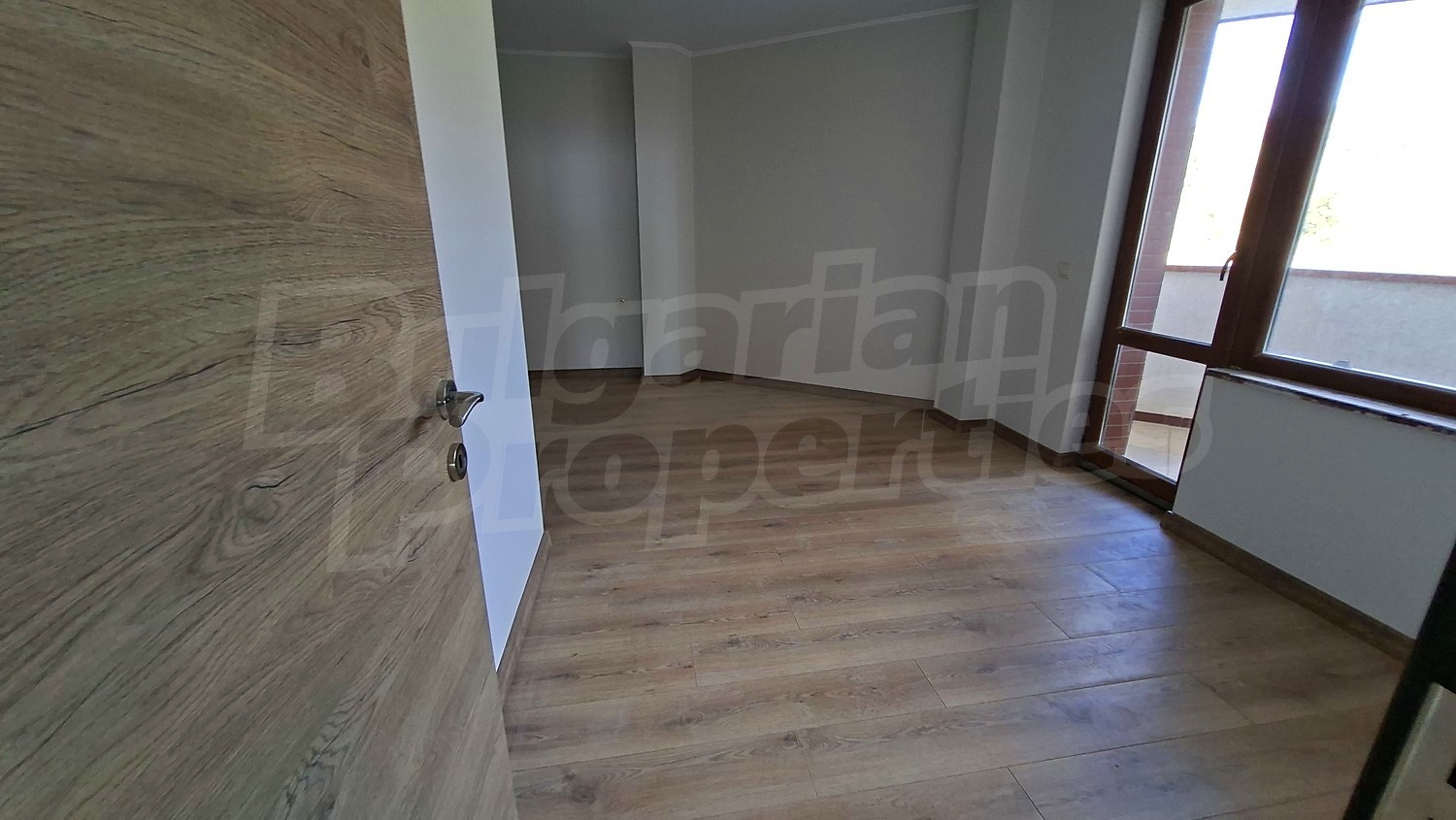 Gallery Picture 5