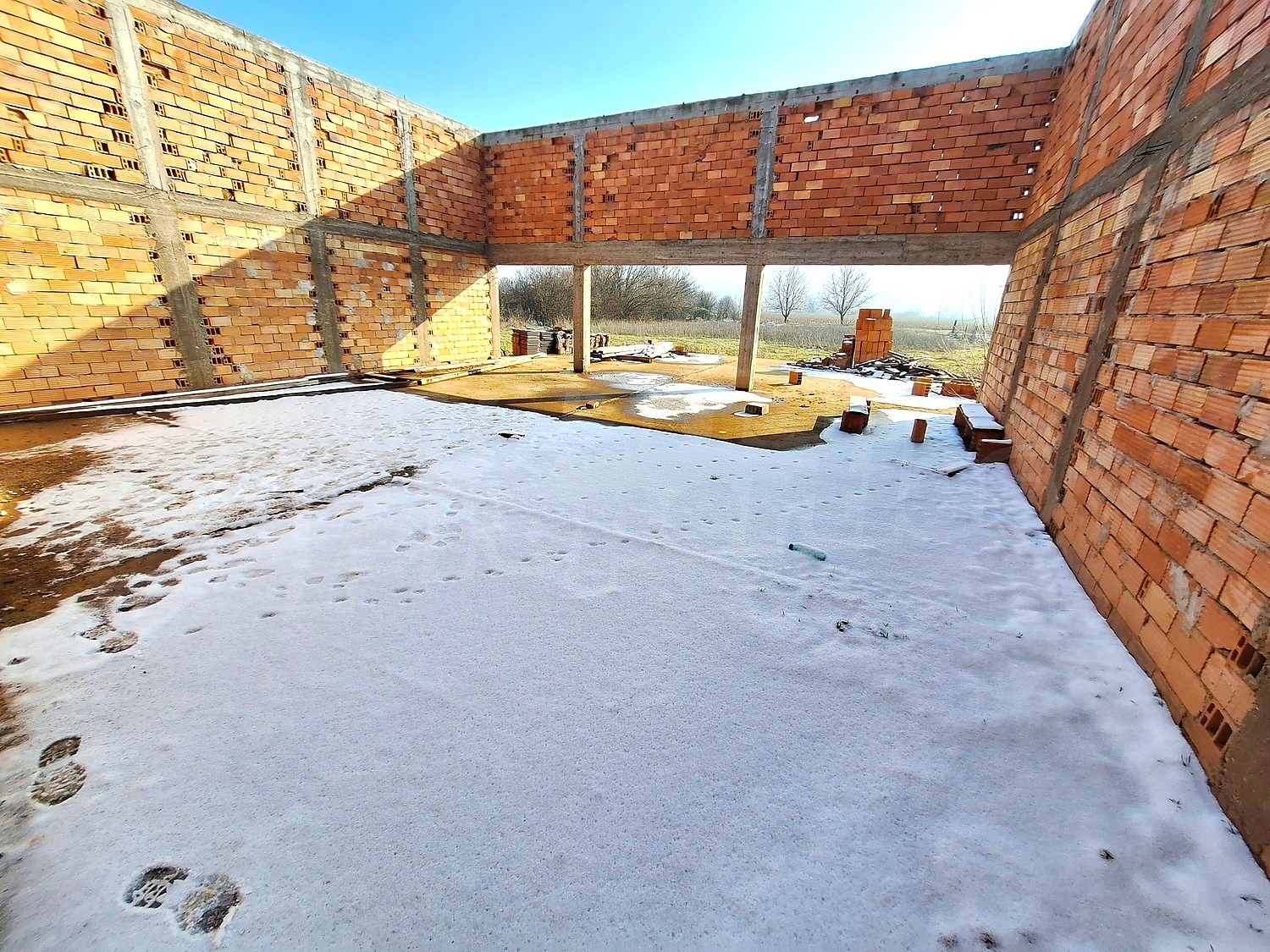 Gallery Picture 7