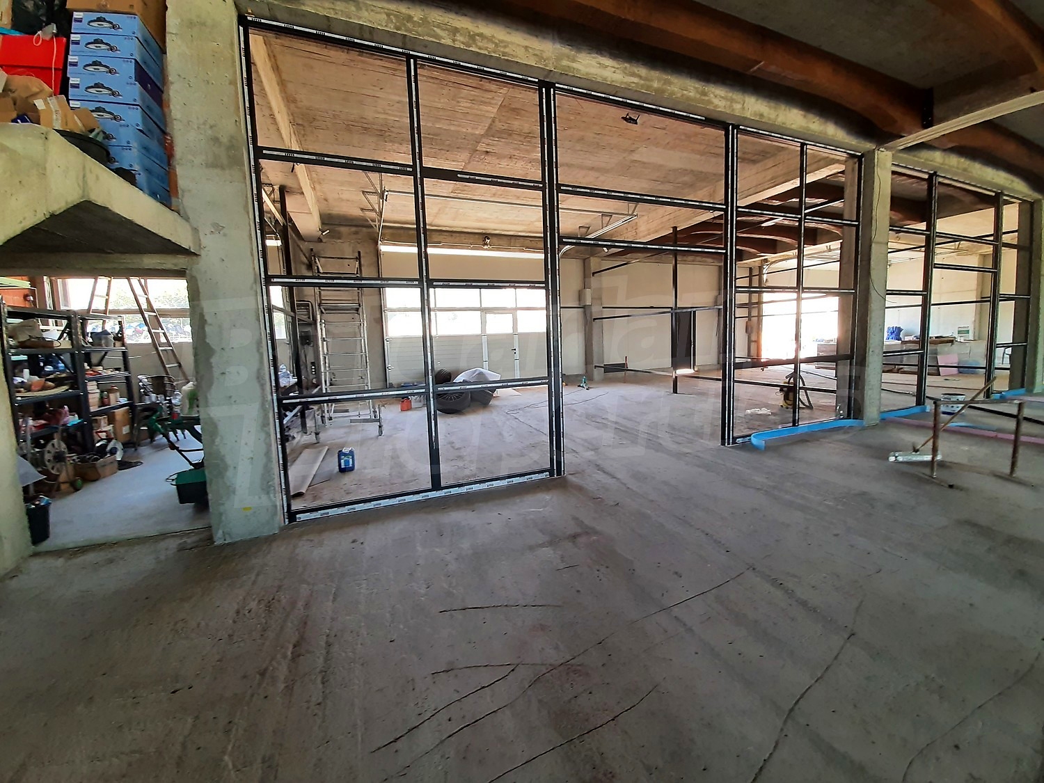 Gallery Picture 4